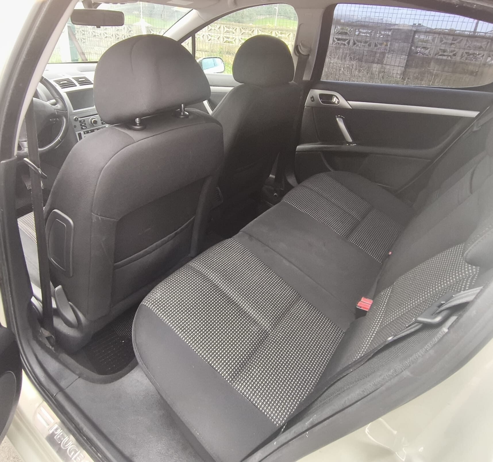 PEUGEOT 407 PEUGEOT 407 Sport HDI 136