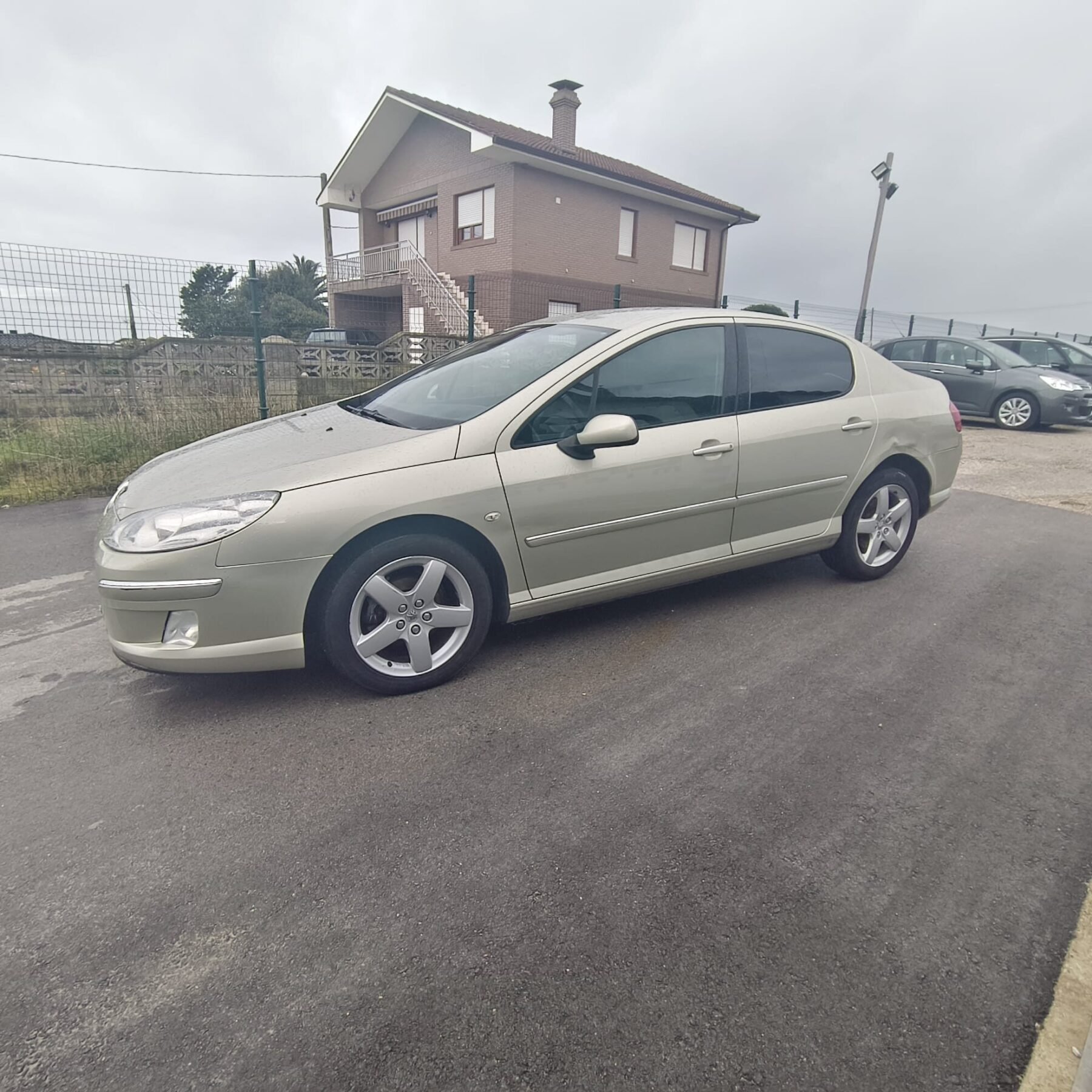 PEUGEOT 407 PEUGEOT 407 Sport HDI 136