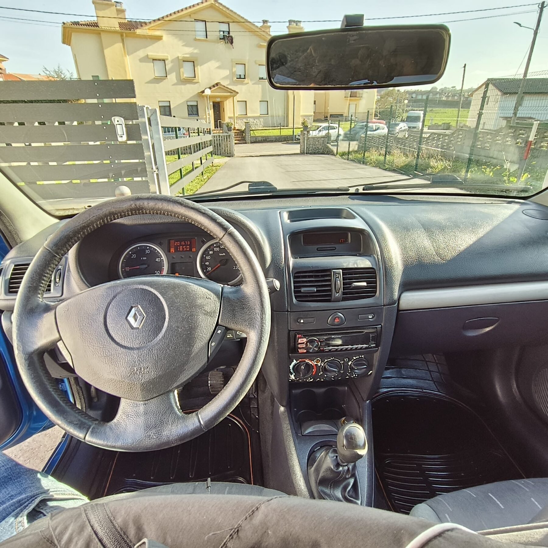 RENAULT CLIO RENAULT Clio Base Authentique 1.5dCi65