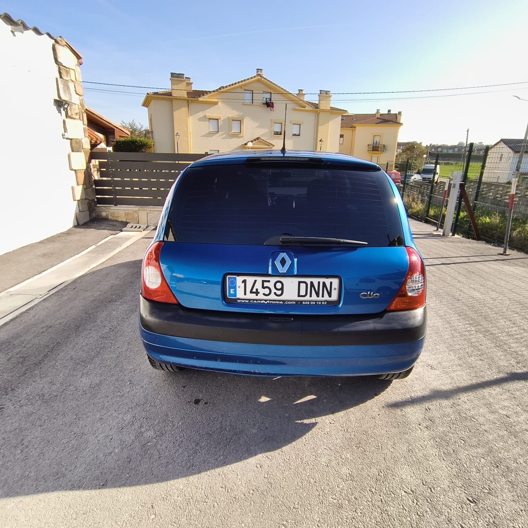 RENAULT CLIO RENAULT Clio Base Authentique 1.5dCi65