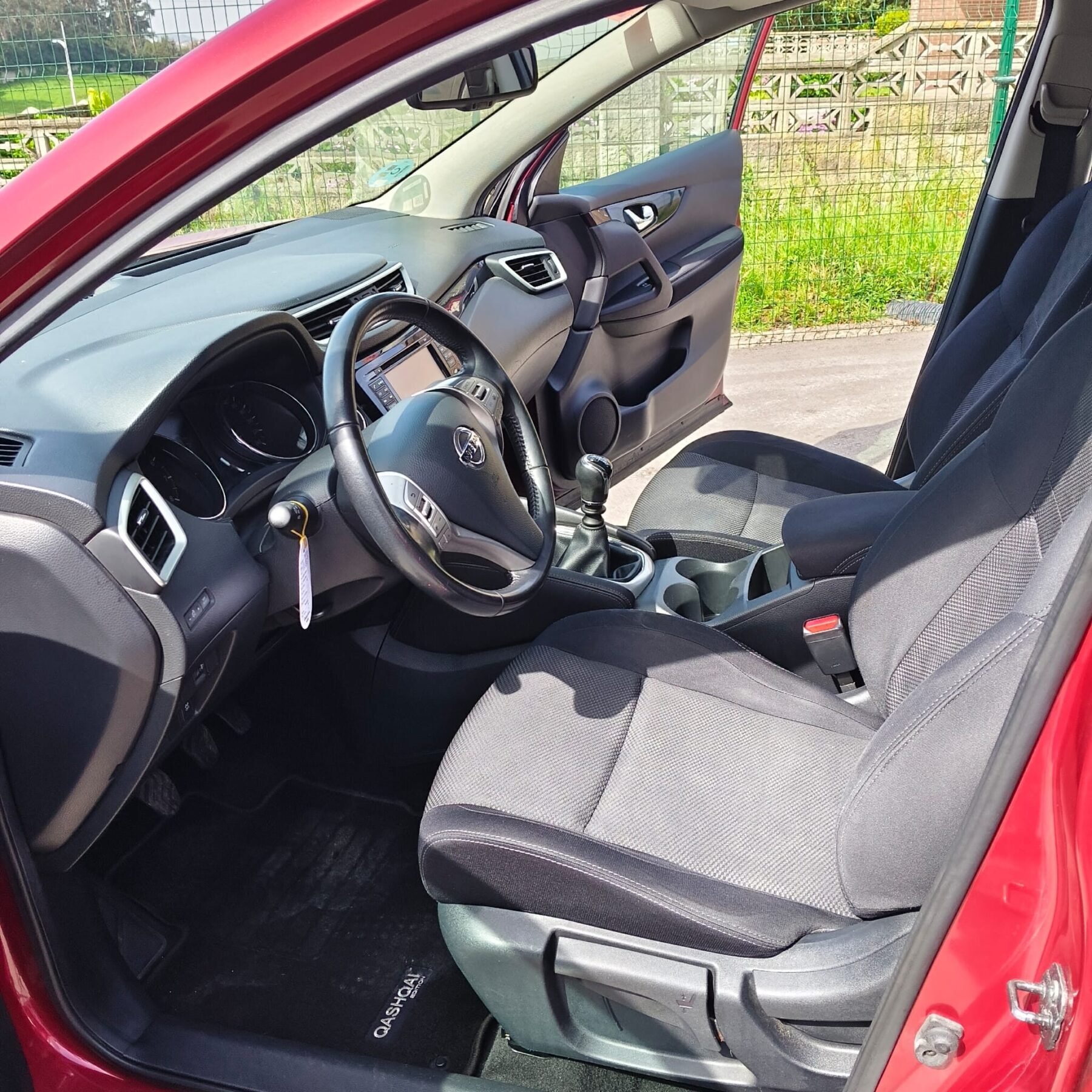 NISSAN QASHQAI 1.2i DIGT ACENTA 4X2