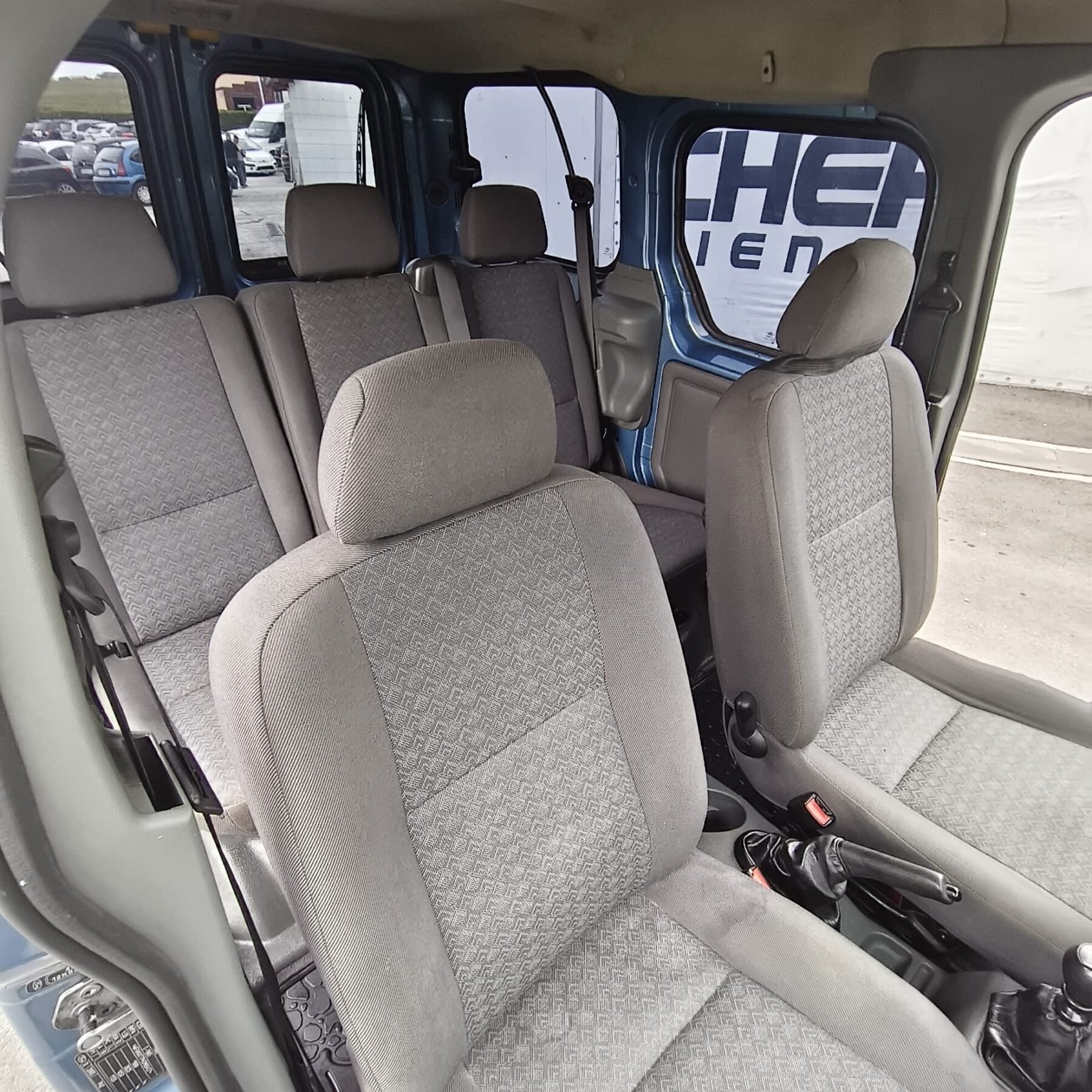 FORD TOURNEO 1.8 TDCi Tourneo 230 L LX