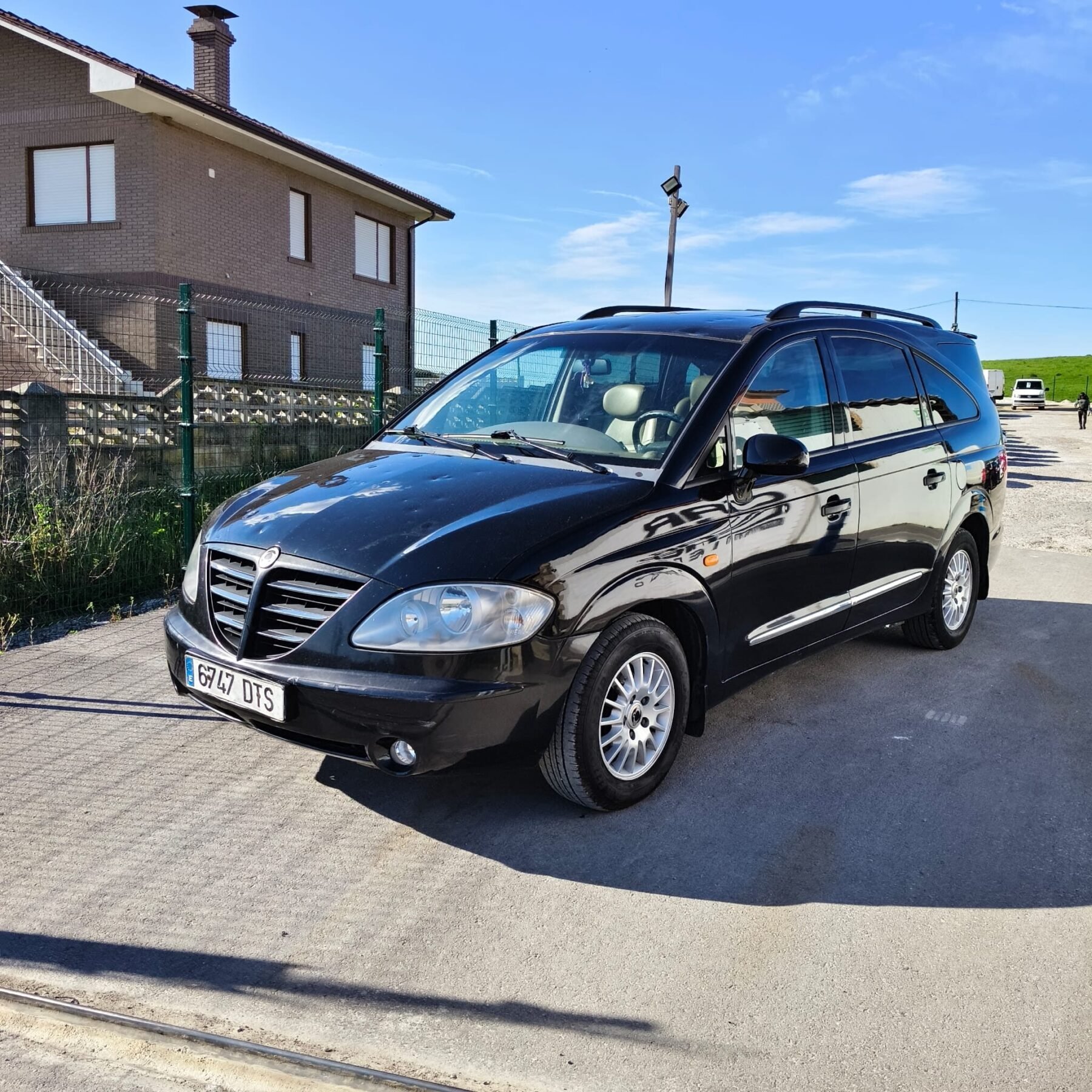 SSANGYONG RODIUS RD270 2.7XDI