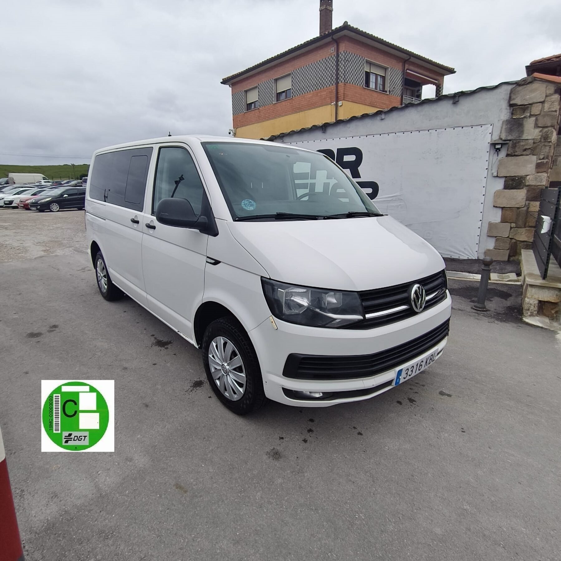 VOLKSWAGEN CARAVELLE Trendline Largo 2.0 TDI 110kW150CV BMT