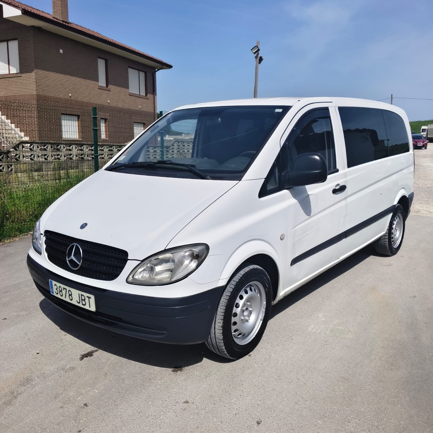 MERCEDES-BENZ VITO 111 CDI Combi Compacta