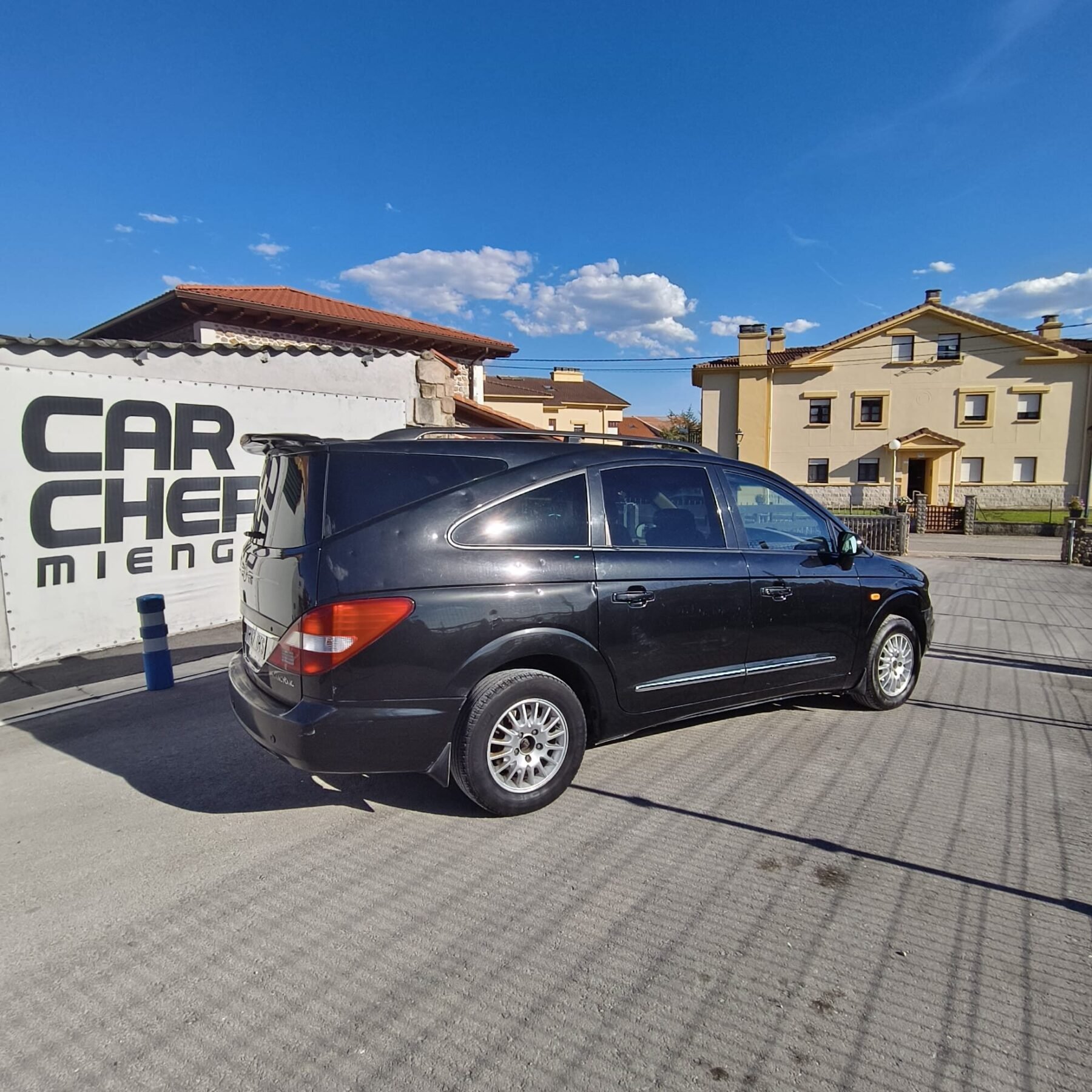 SSANGYONG RODIUS RD270 2.7XDI