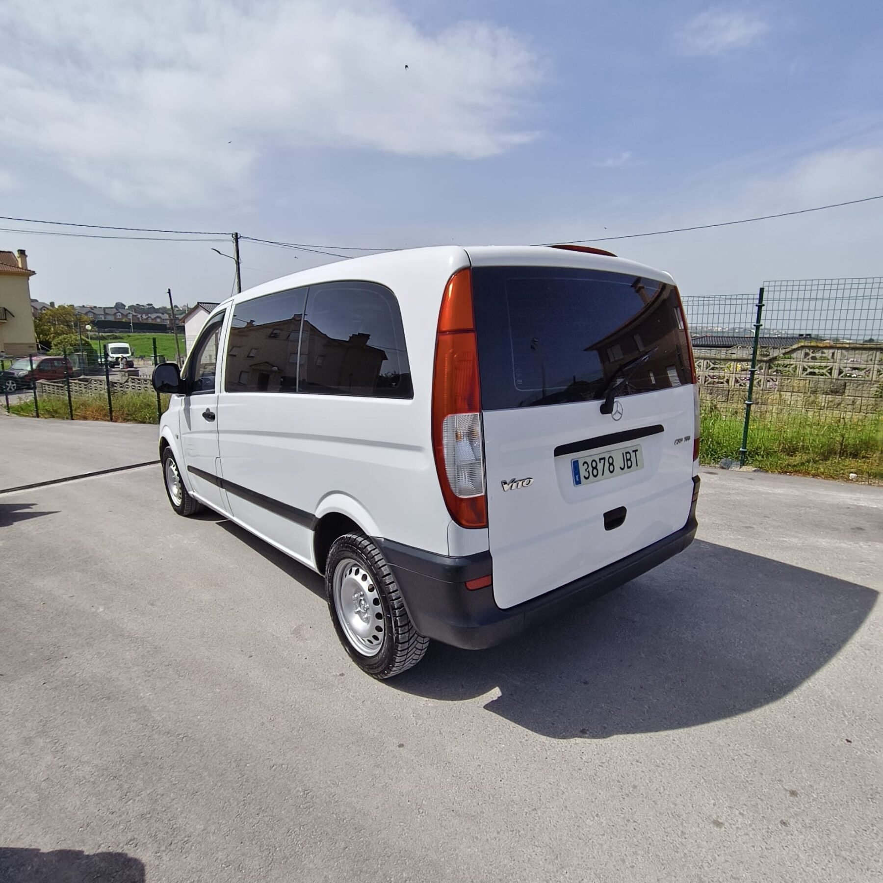 MERCEDES-BENZ VITO 111 CDI Combi Compacta