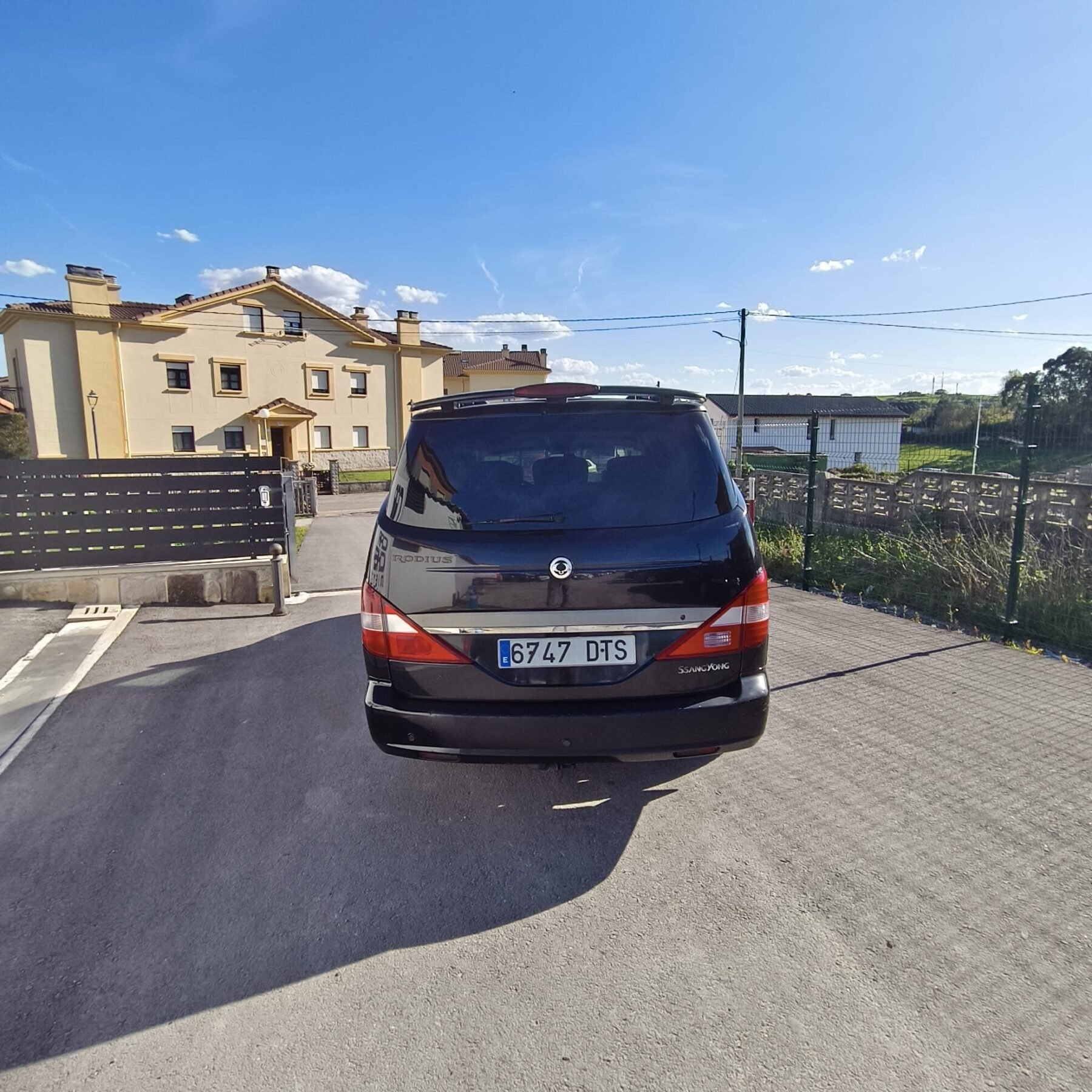 SSANGYONG RODIUS RD270 2.7XDI