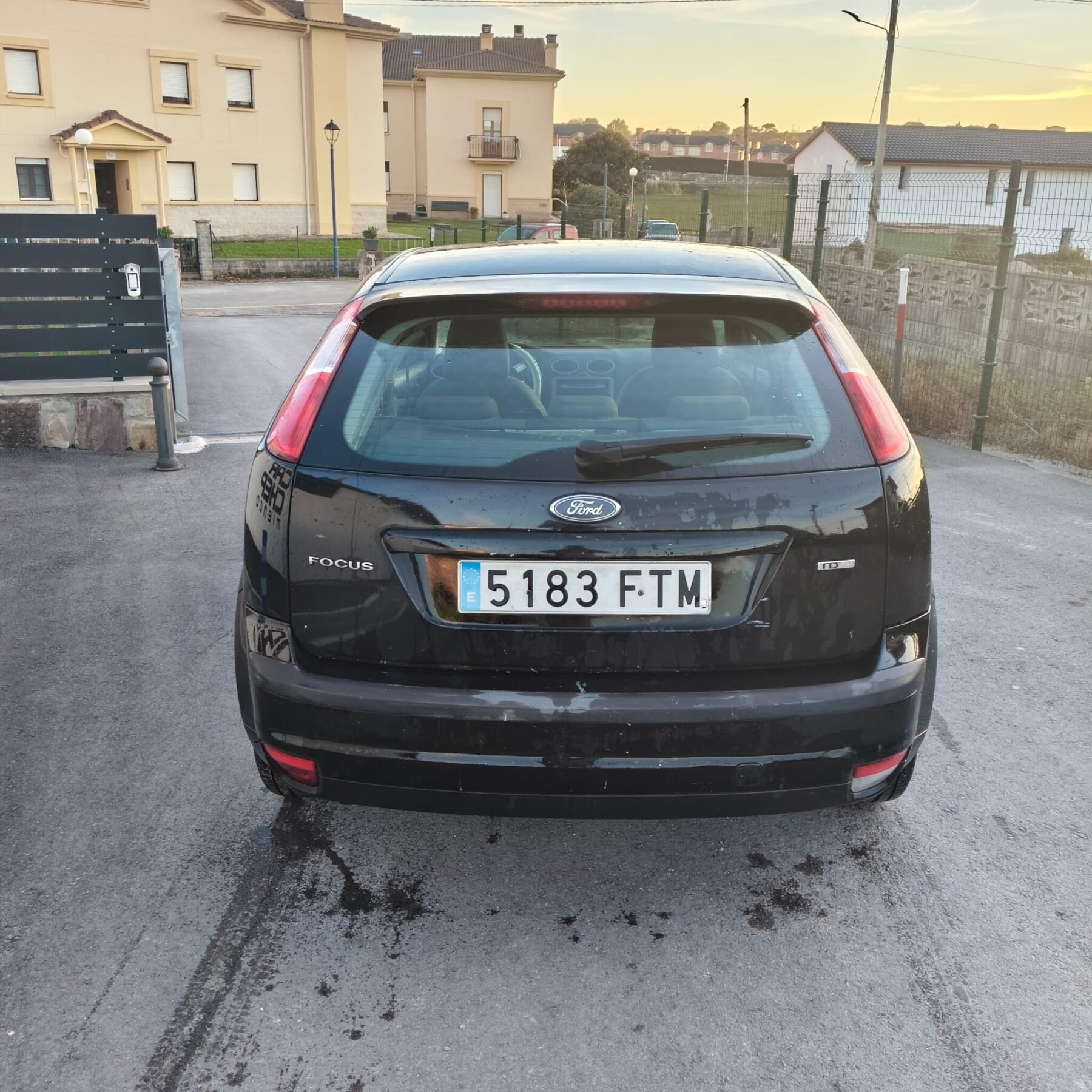 FORD FOCUS 1.8 TDCi Trend