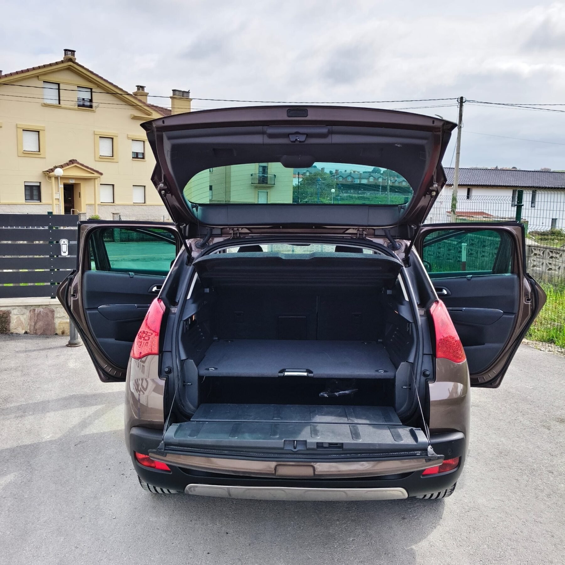 PEUGEOT 3008 1.6 VTI