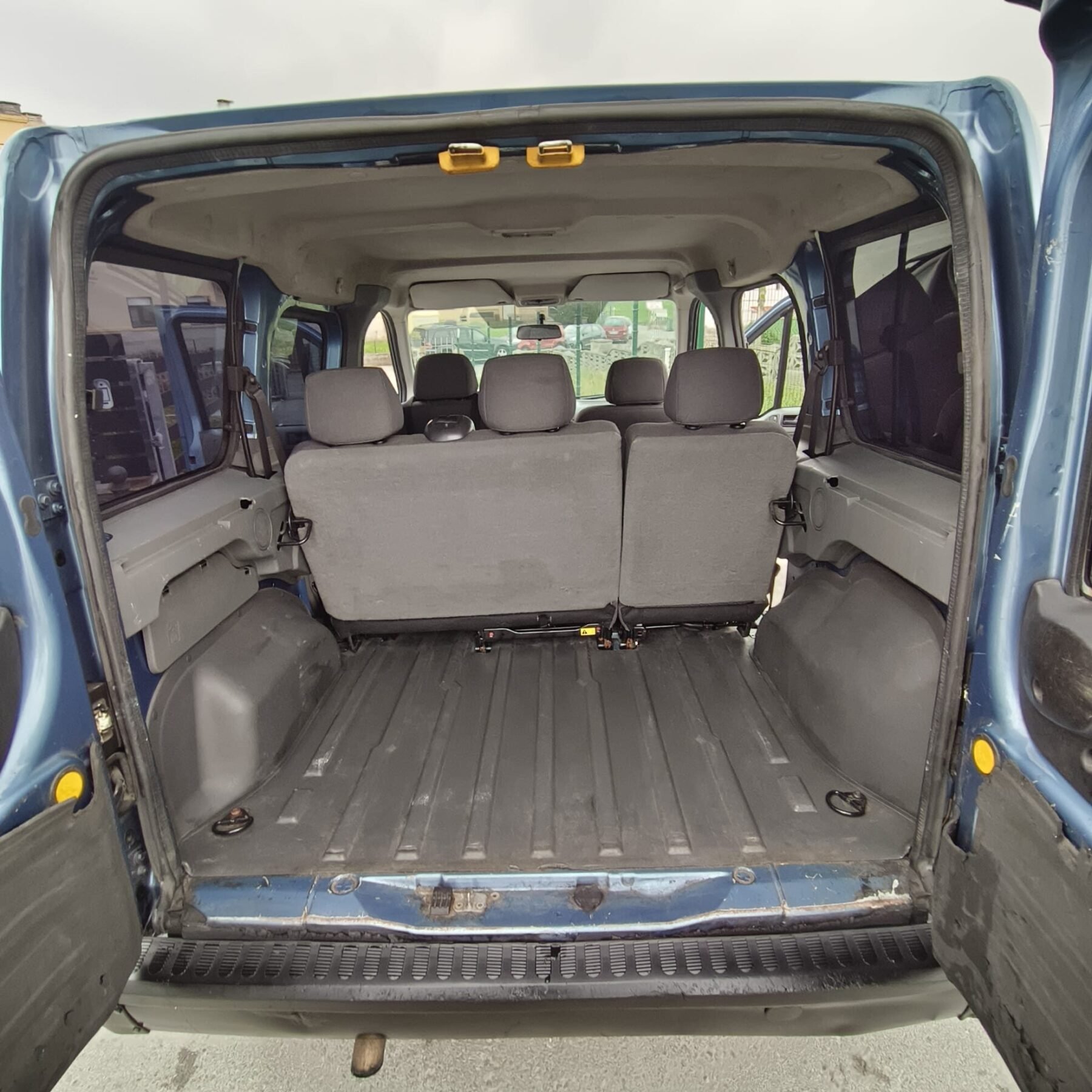 FORD TOURNEO 1.8 TDCi Tourneo 230 L LX