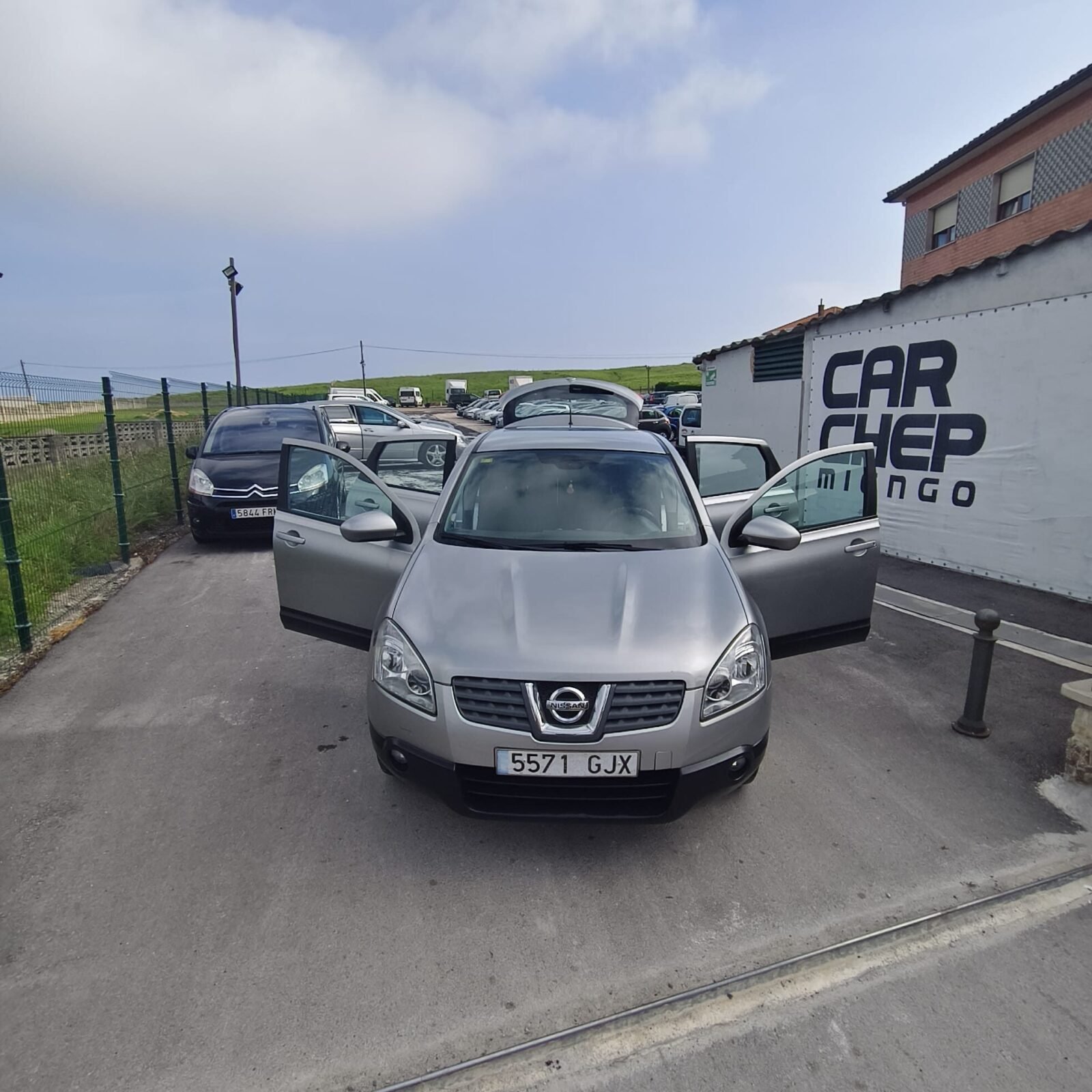 NISSAN QASHQAI +2 2.0 ACCENTA