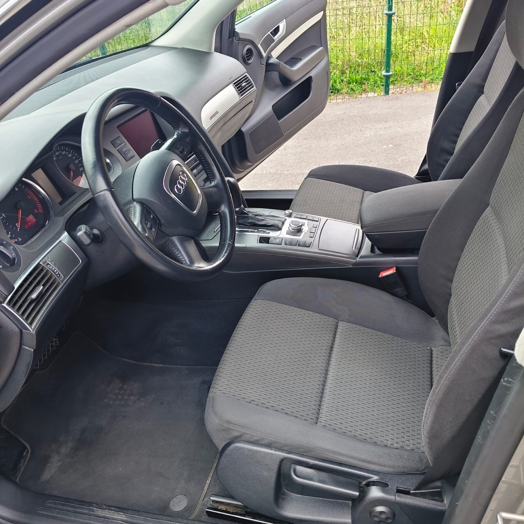 AUDI A6 AVANT QUATTRO 3.0TDI V6