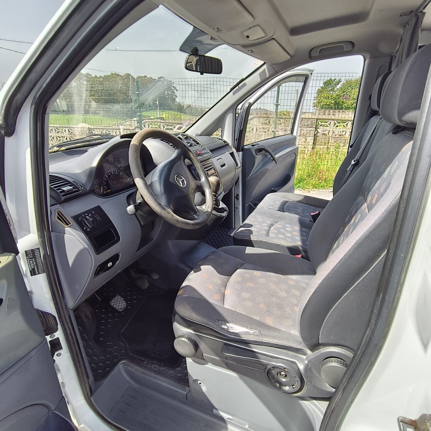 MERCEDES-BENZ VITO 111 CDI Combi Compacta