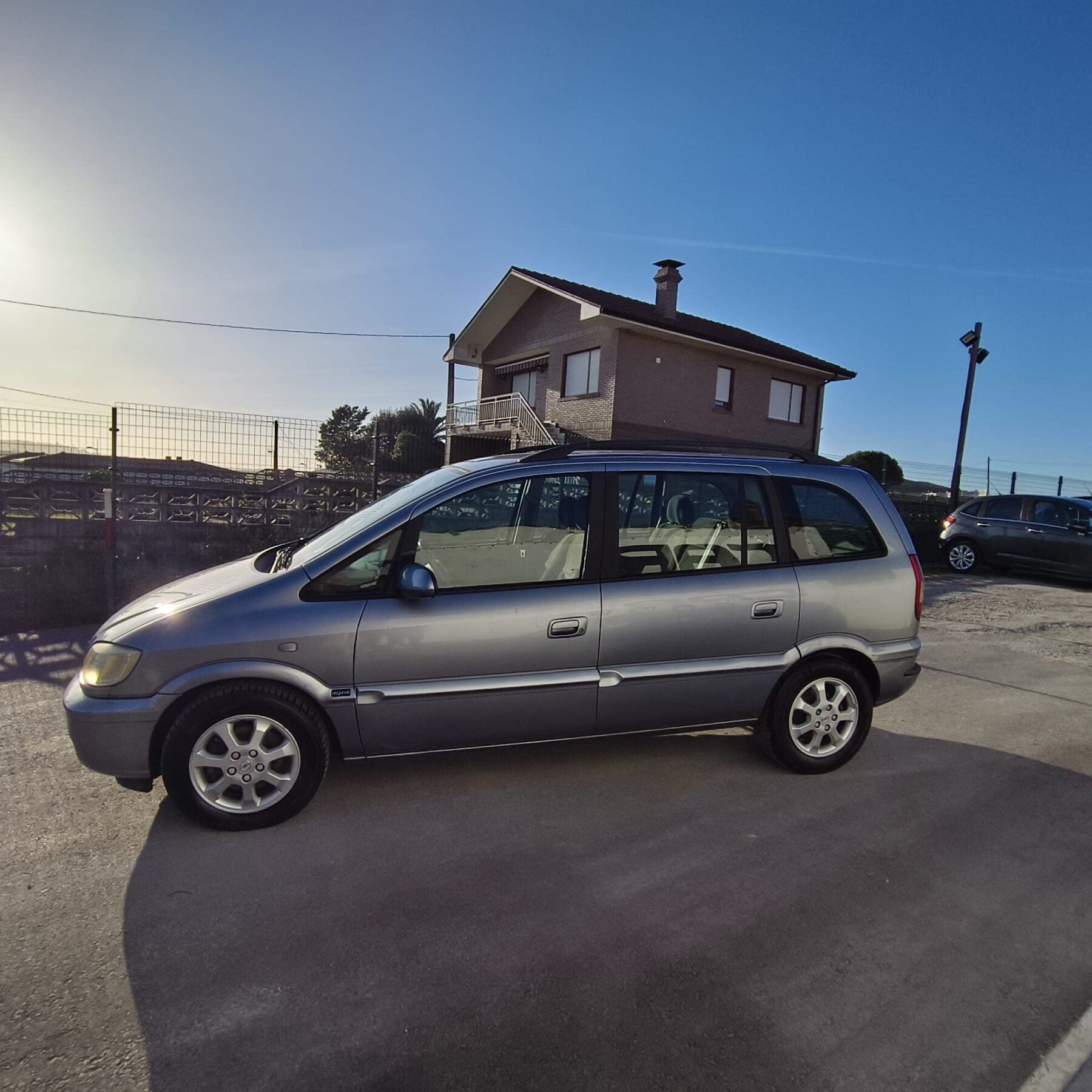 OPEL Zafira 2.0 Dti 16v Club