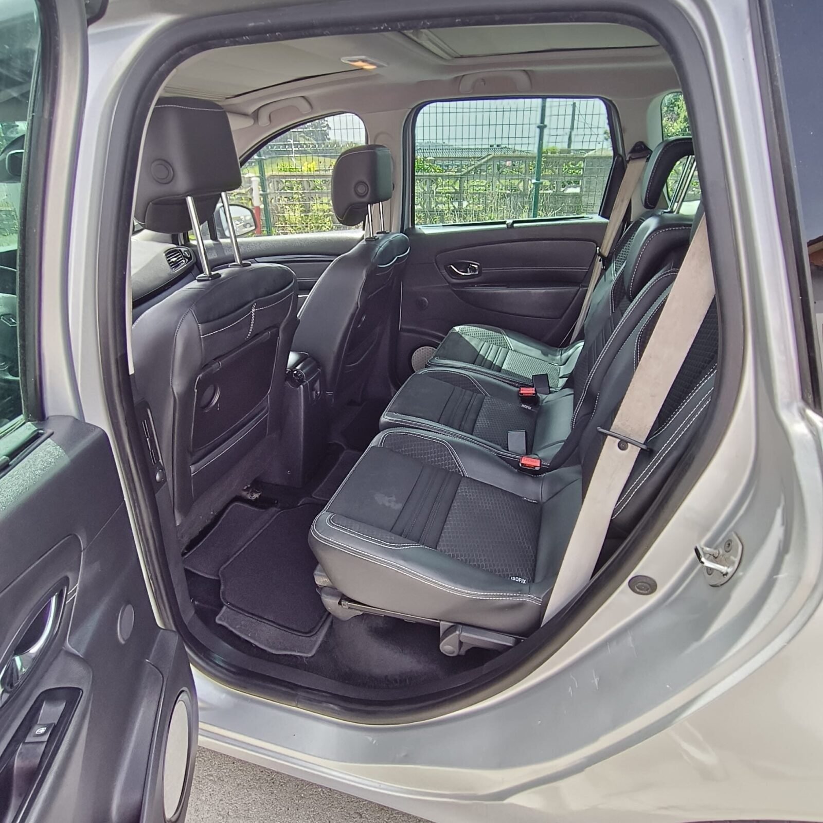 RENAULT GRAND SCENIC 1.6 DCI BOSE LIMITED  7P