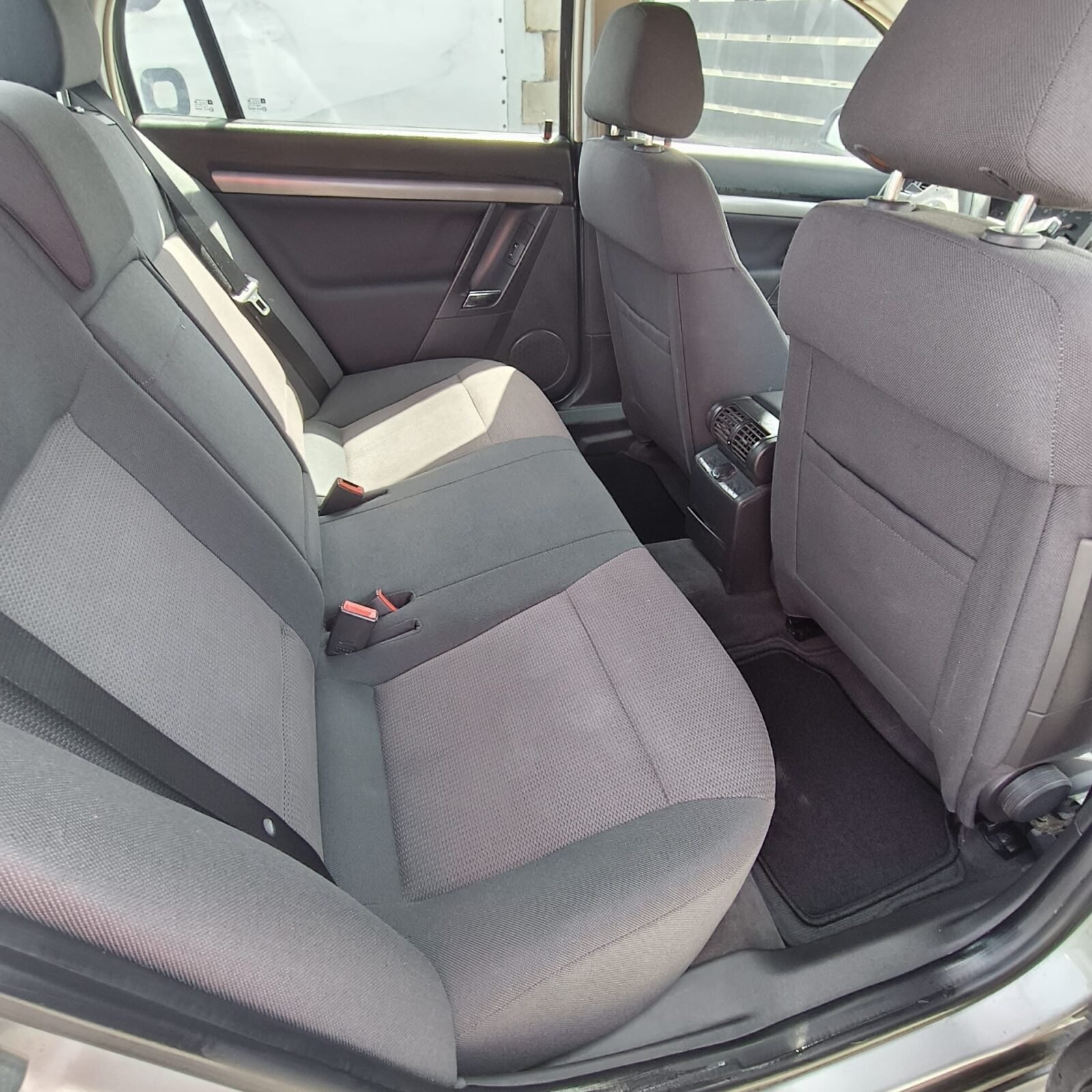 OPEL VECTRA 1.8i