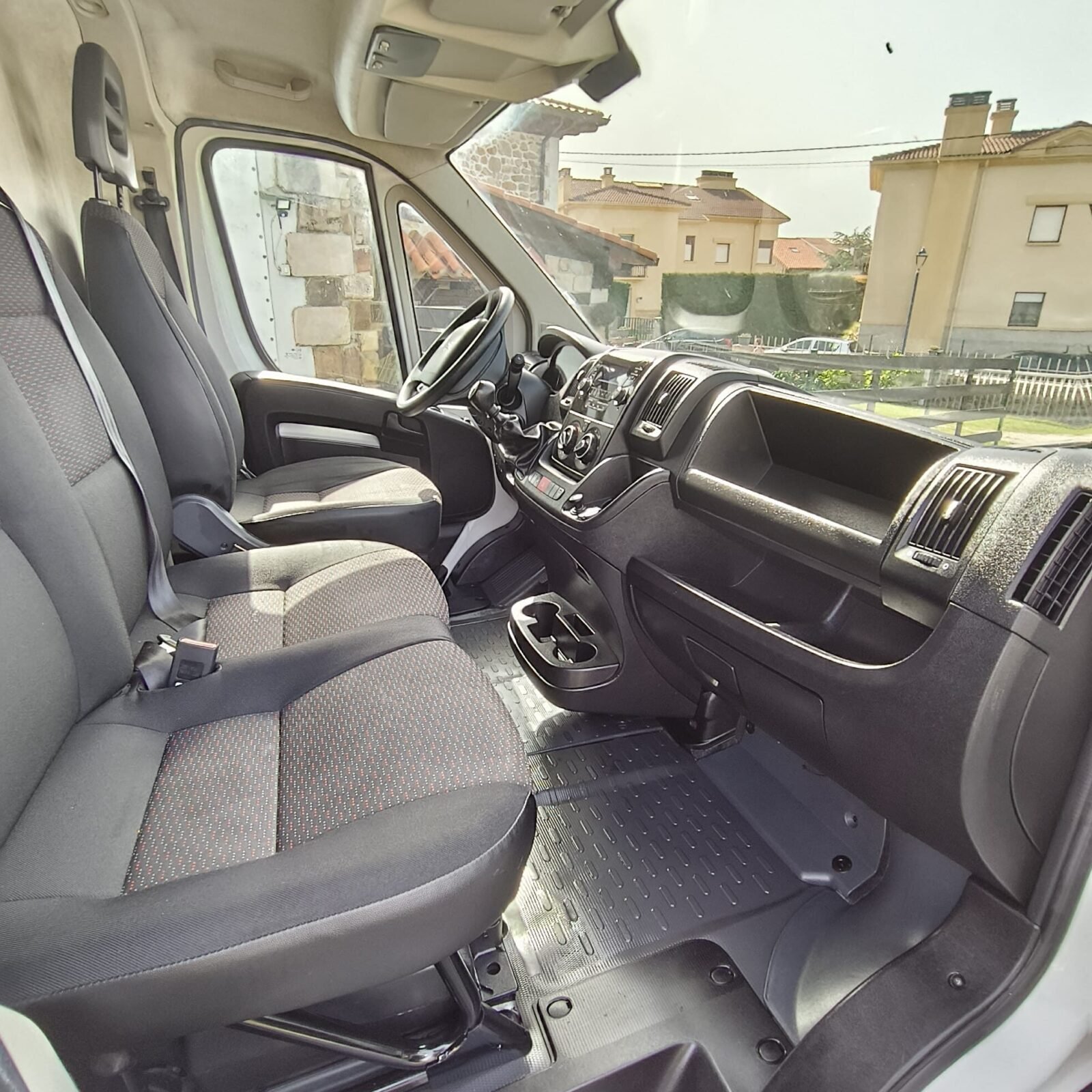 PEUGEOT BOXER 435 L4 H3 2.2 BLUEHDI