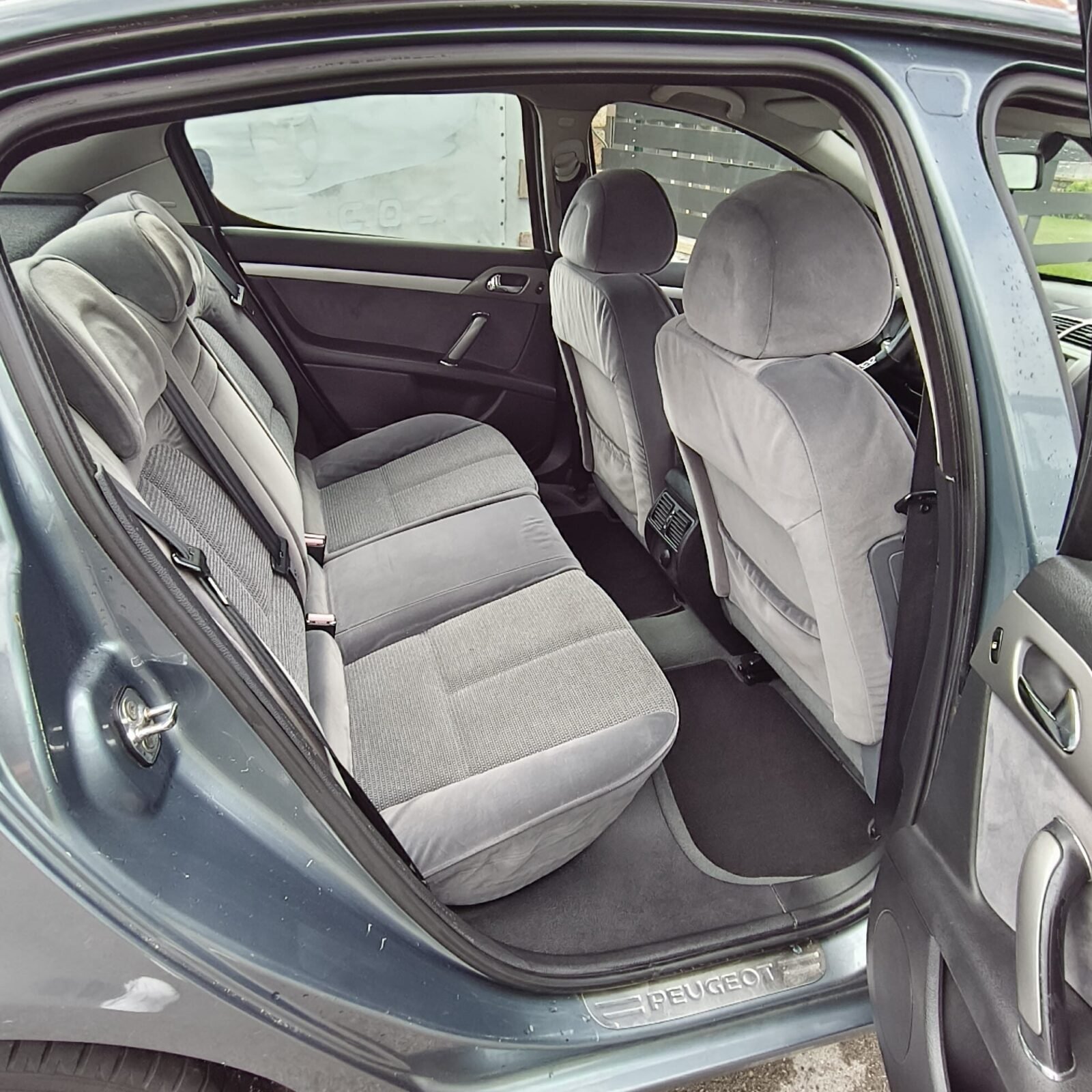 PEUGEOT 407 2.0 HDI 16V