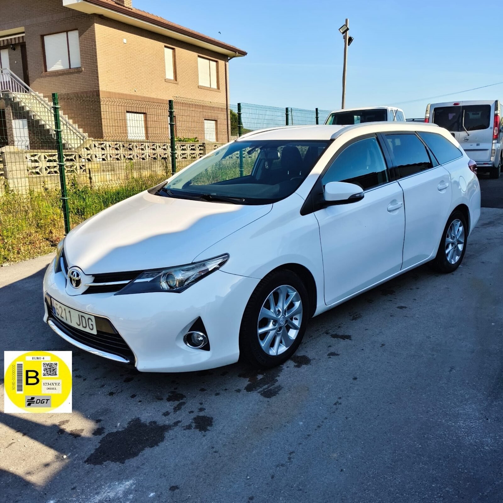 TOYOTA AURIS 2.0 D-4D 120D TOURING SPORT