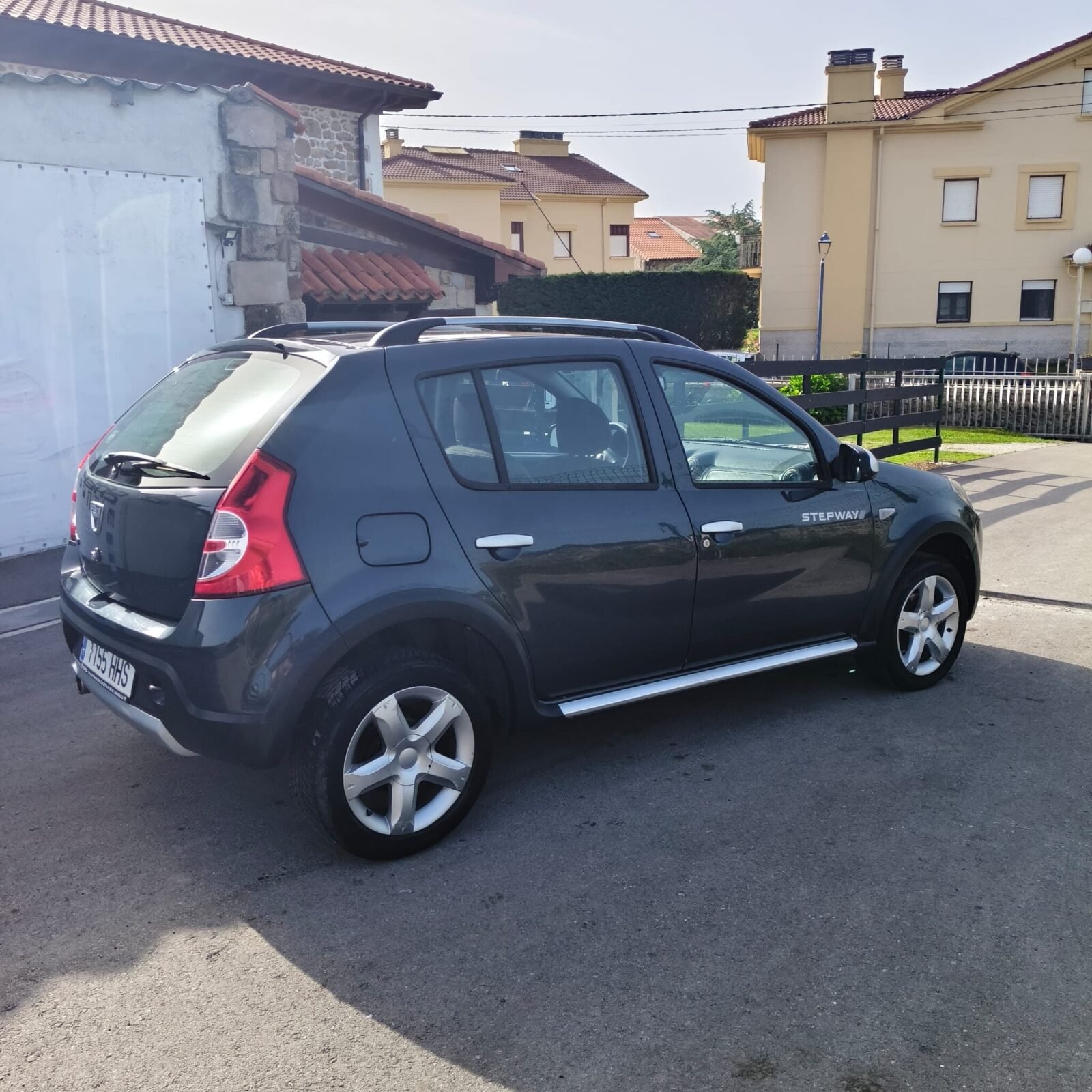 DACIA SANDERO STEEPWAY 1.6i