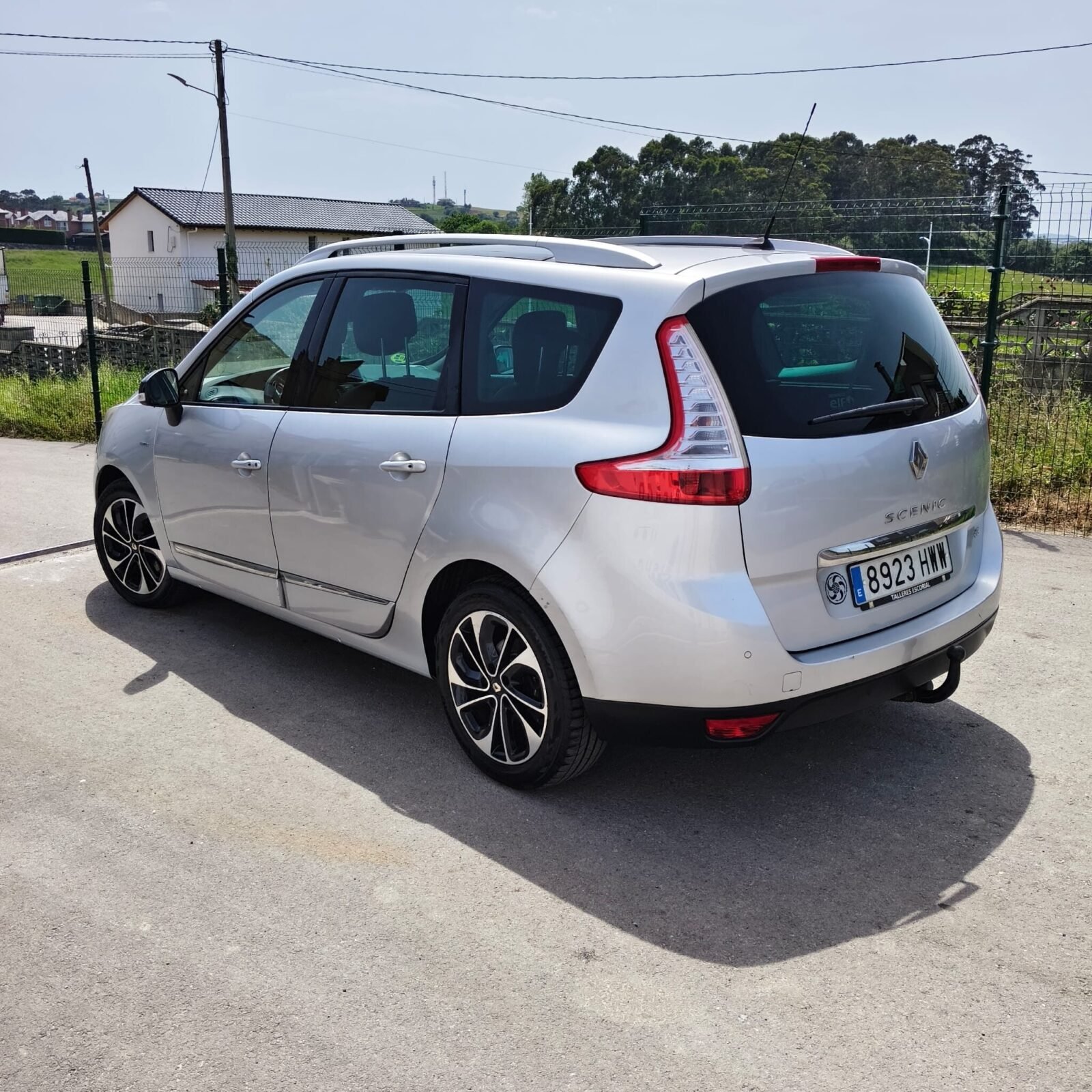 RENAULT GRAND SCENIC 1.6 DCI BOSE LIMITED  7P