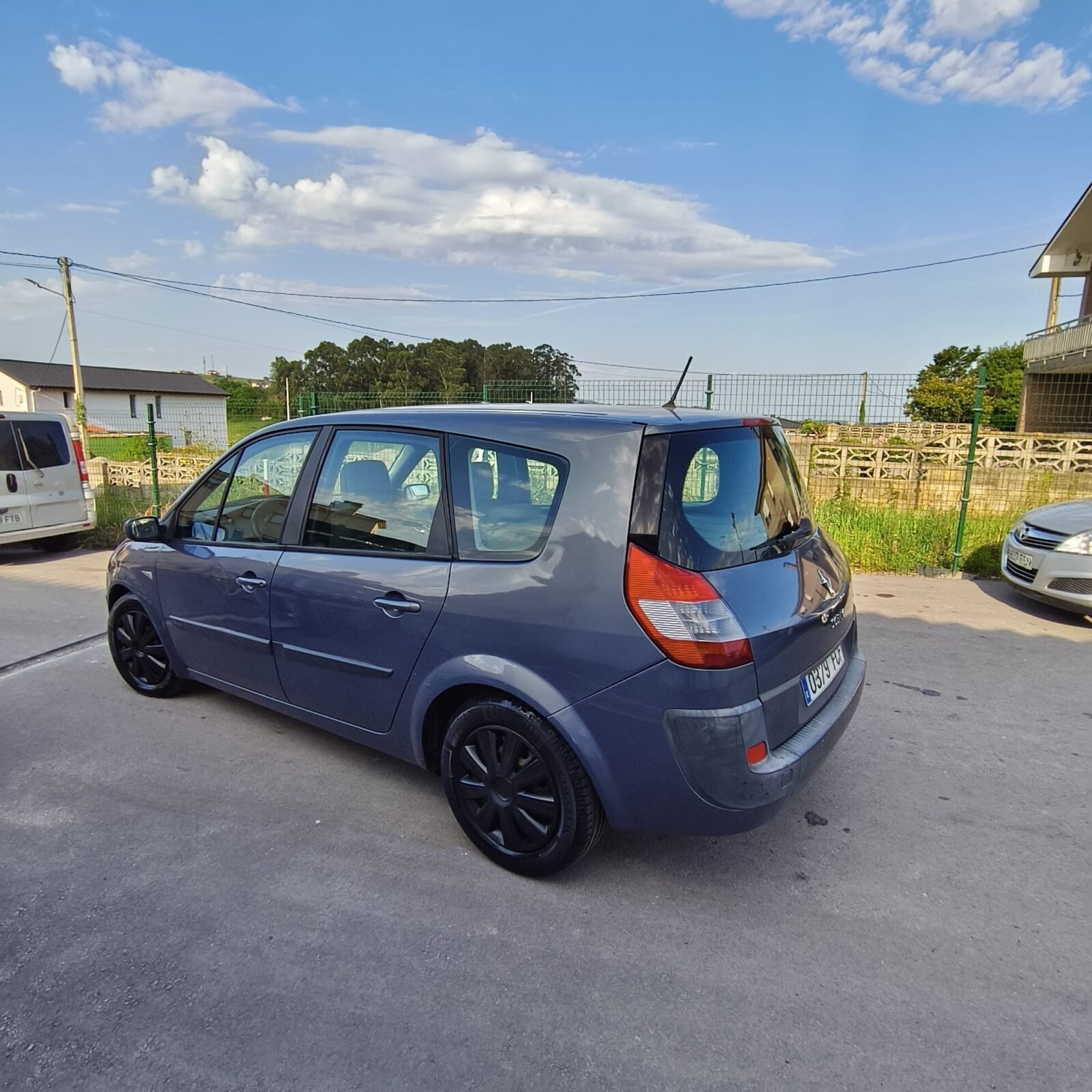 RENAULT GRAND SCENIC 1.6i 