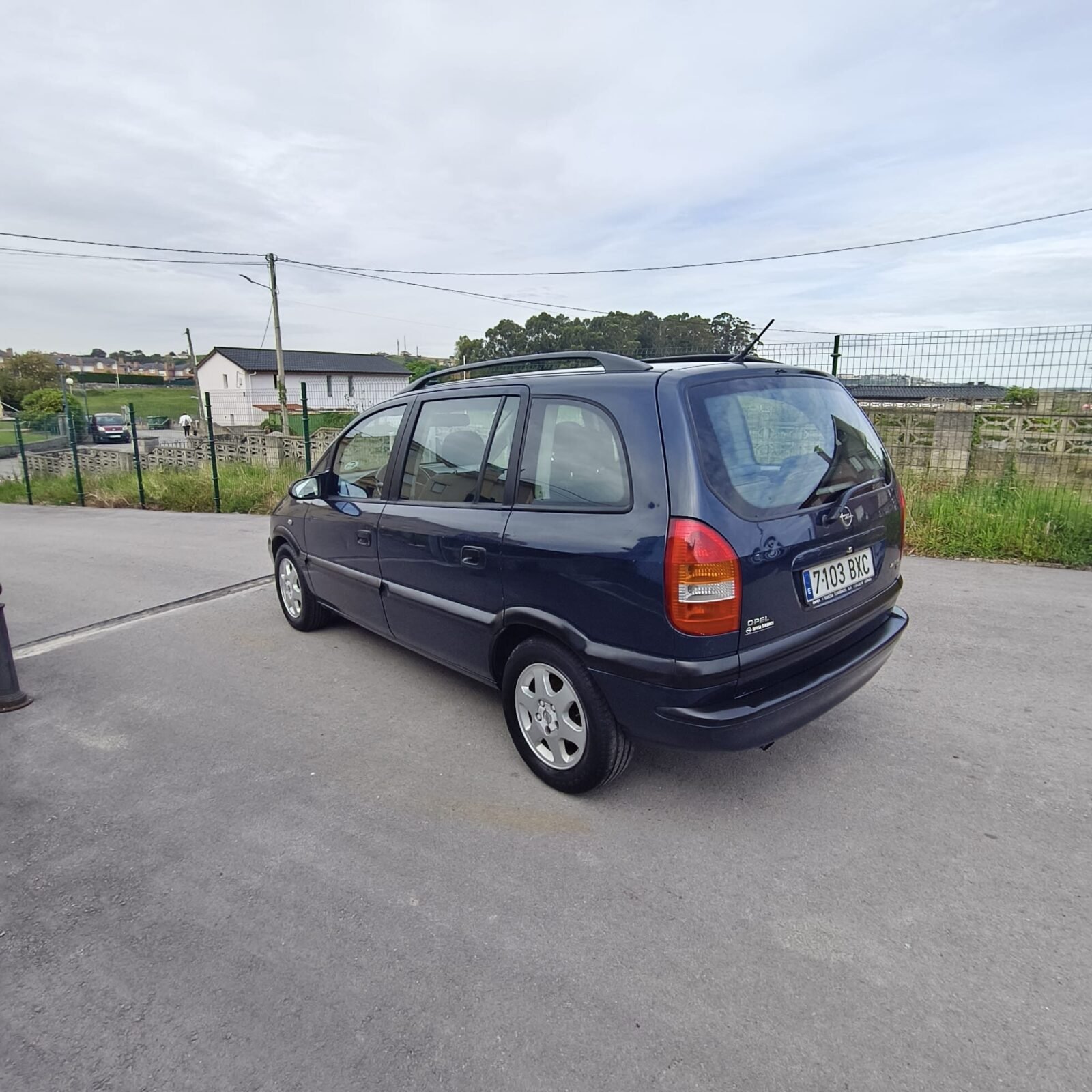 OPEL Zafira 1.8 16V ELEGANCE