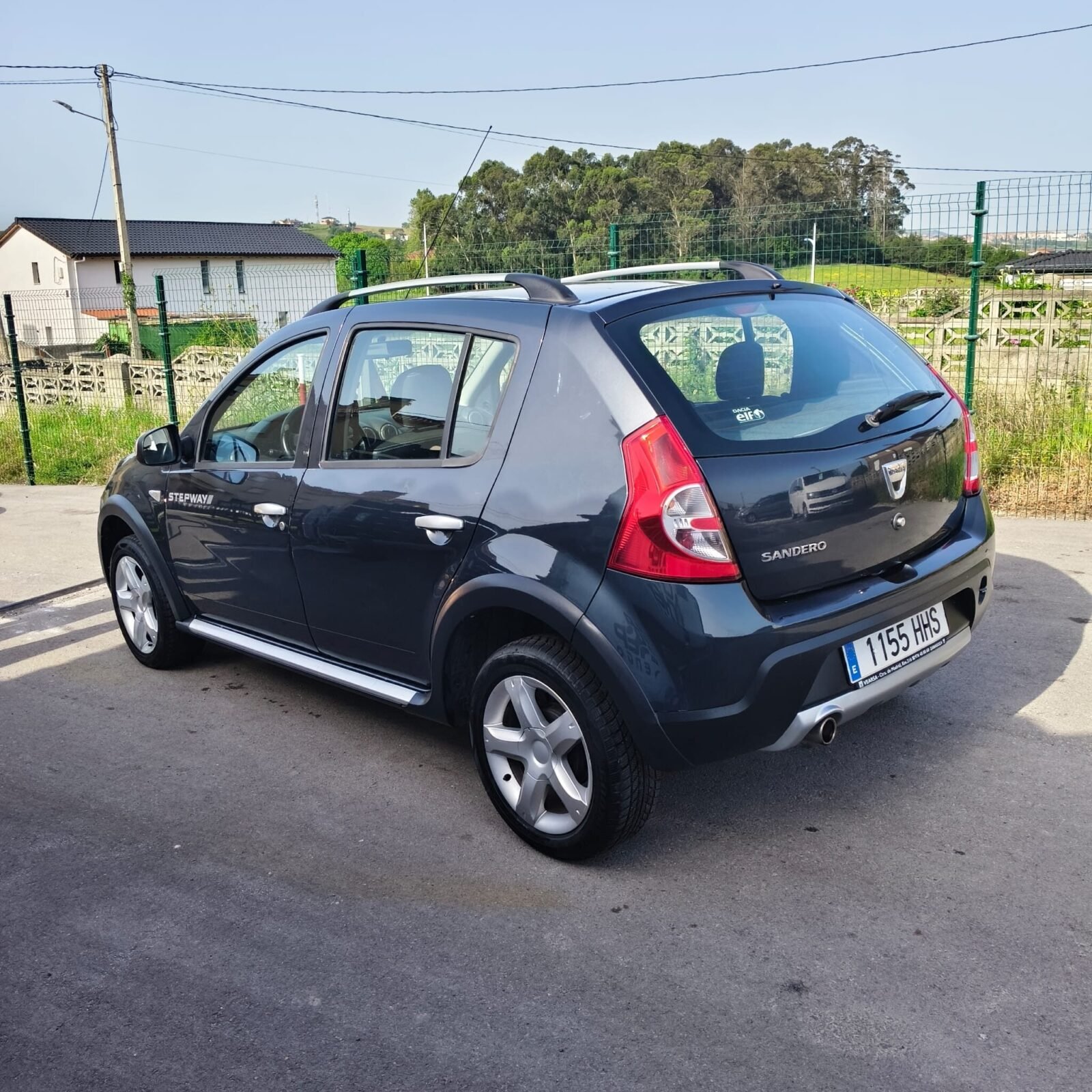DACIA SANDERO STEEPWAY 1.6i