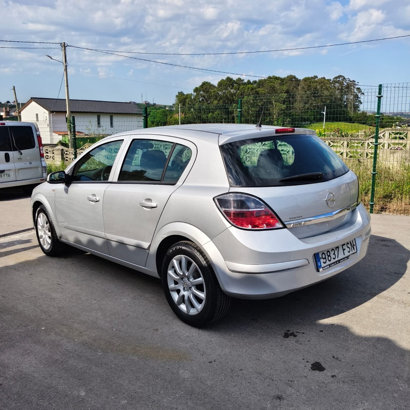 OPEL Astra 1.6i