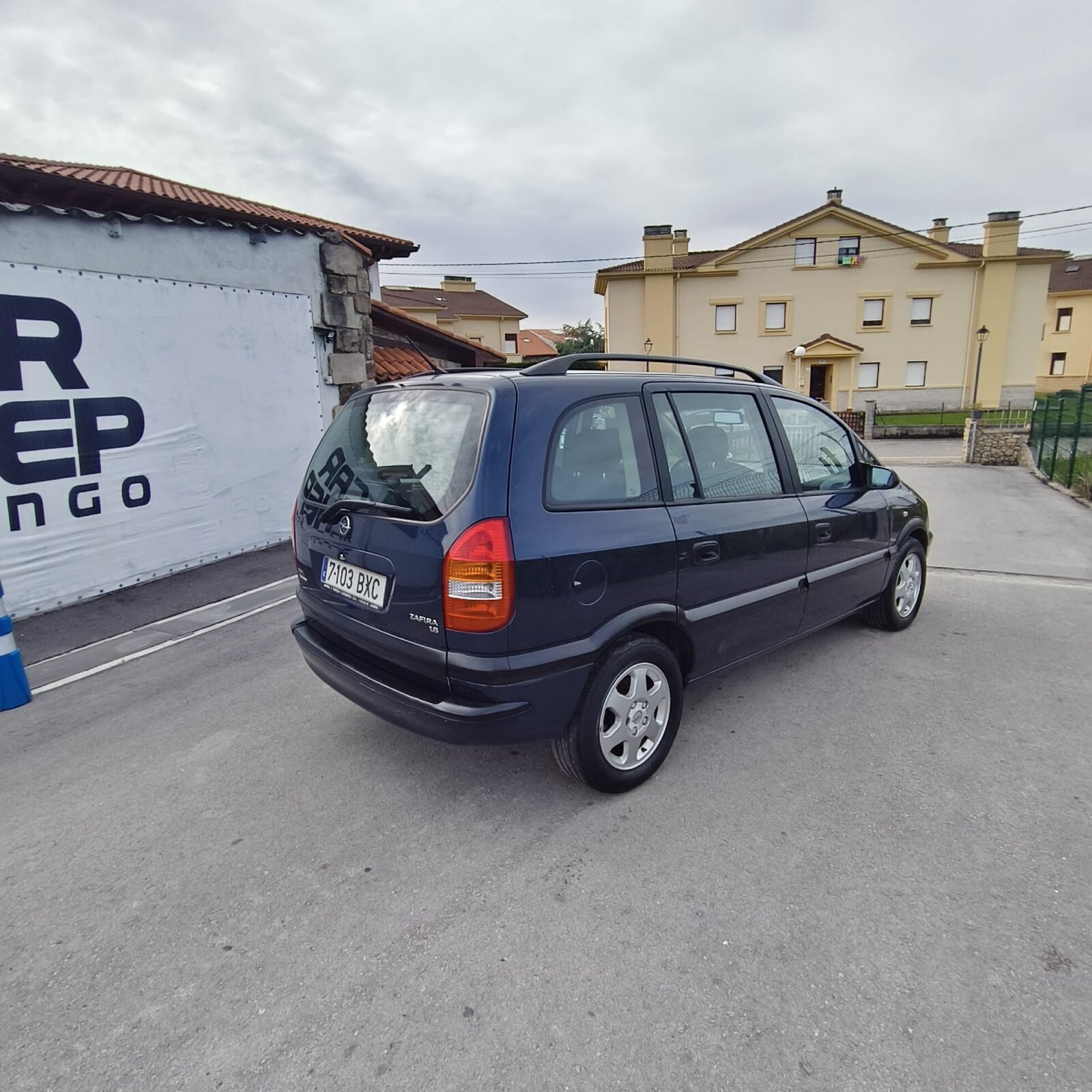 OPEL Zafira 1.8 16V ELEGANCE