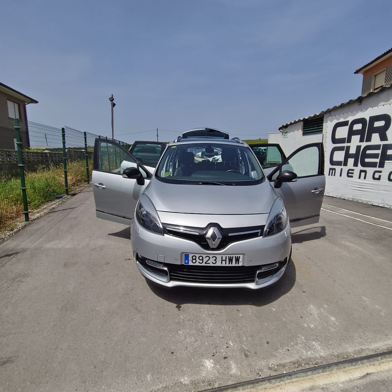RENAULT GRAND SCENIC 1.6 DCI BOSE LIMITED  7P