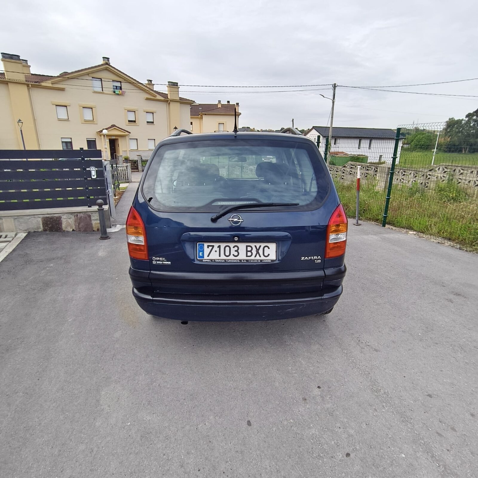 OPEL Zafira 1.8 16V ELEGANCE