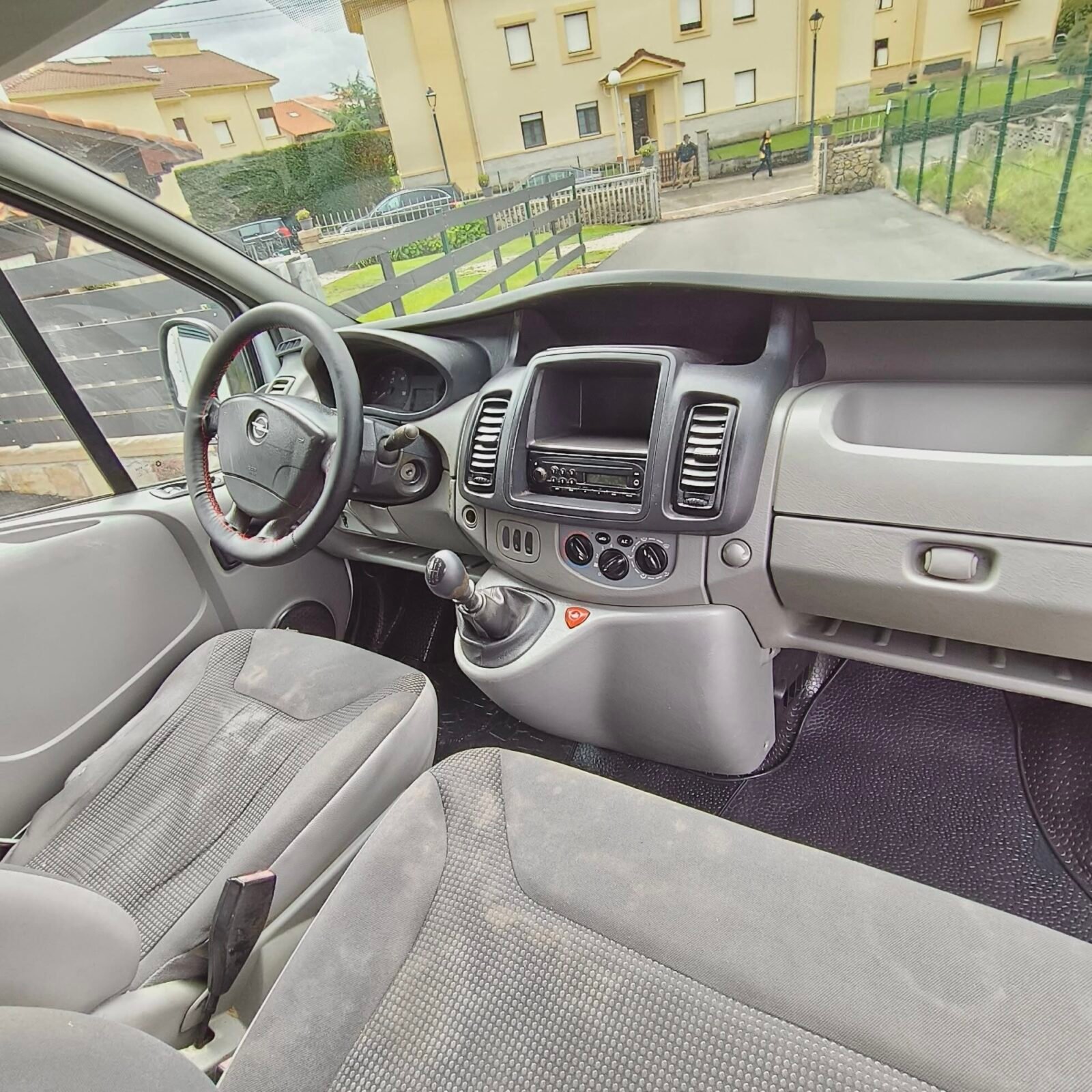 OPEL VIVARO 2.0 CDTI 16V COMBI CORTO