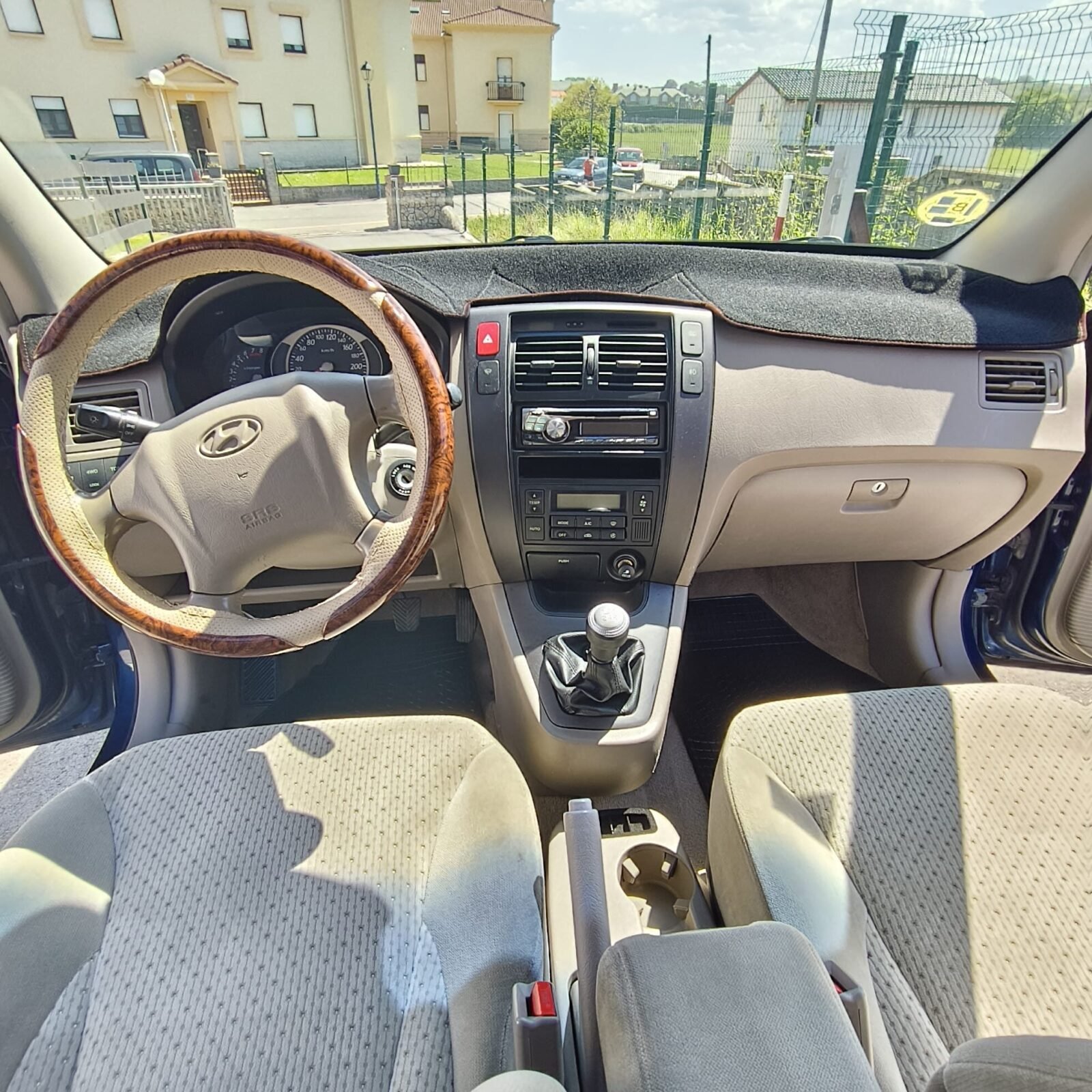 HYUNDAI TUCSON 2.0i 4WD 16V