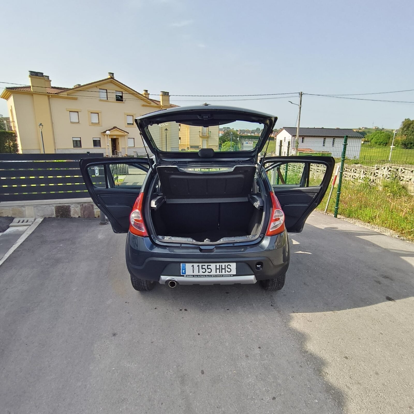 DACIA SANDERO STEEPWAY 1.6i