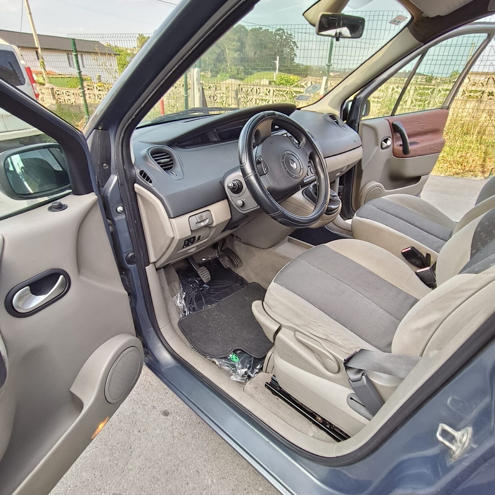 RENAULT GRAND SCENIC 1.6i 