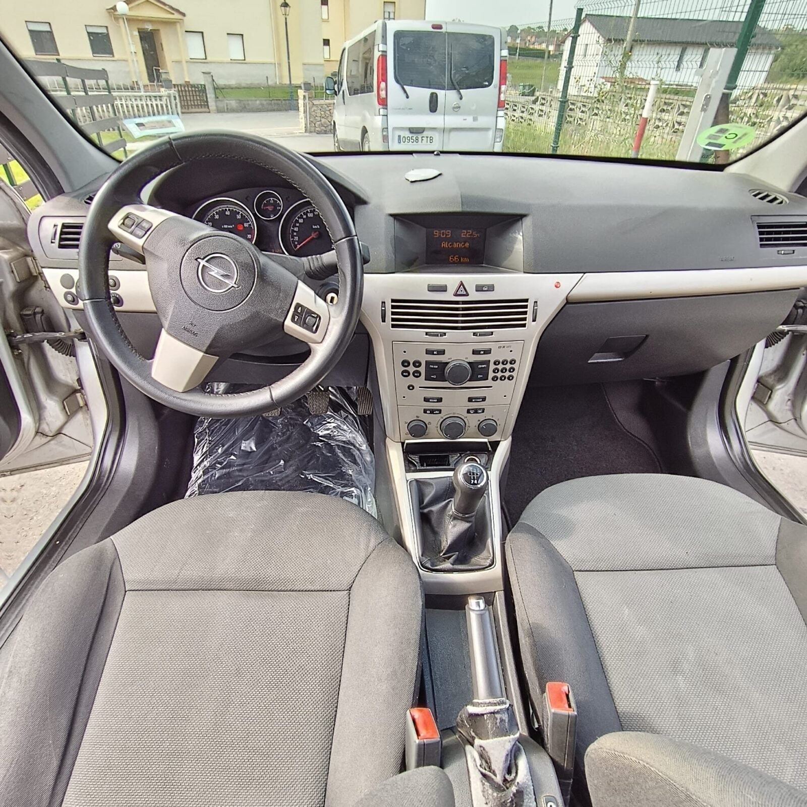 OPEL Astra 1.6i