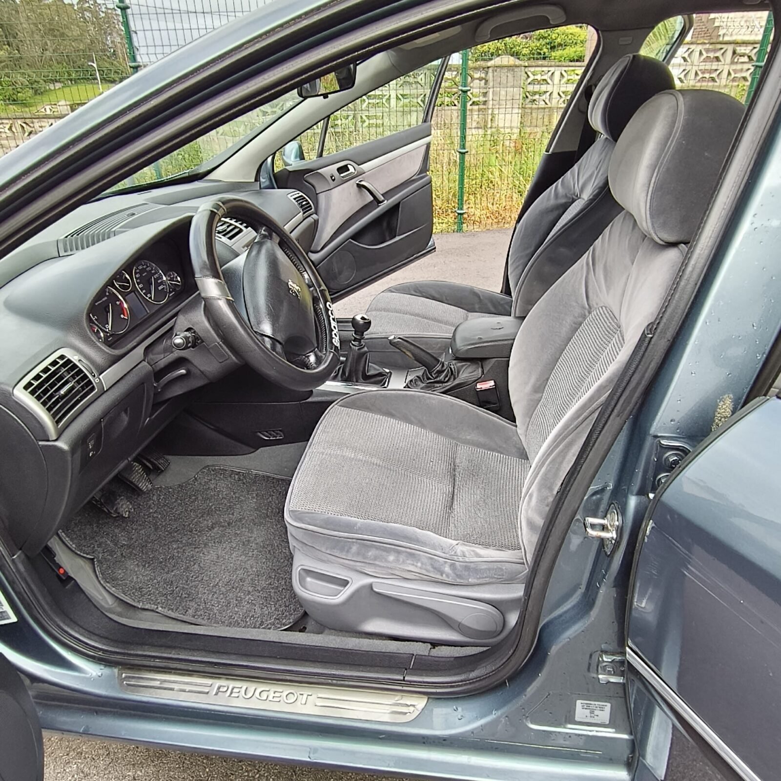 PEUGEOT 407 2.0 HDI 16V