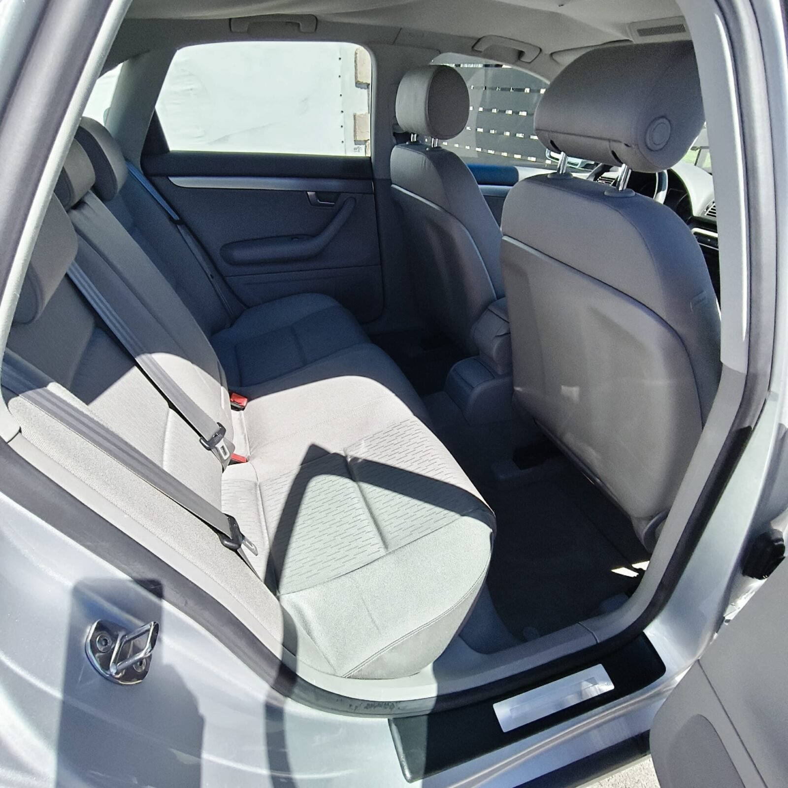 AUDI A4 AVANT TURBO 2.0 FSI