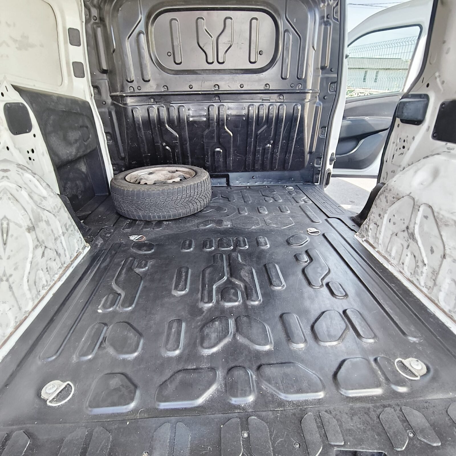 OPEL COMBO CARGO 1.3 CDTI