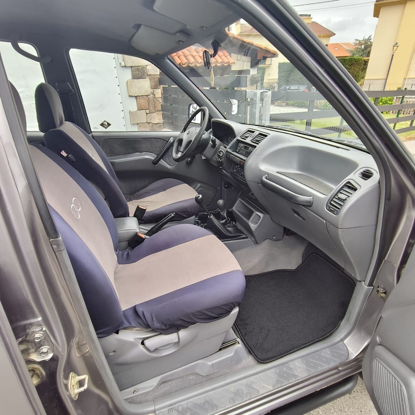 NISSAN TERRANO II 2.7 TDI