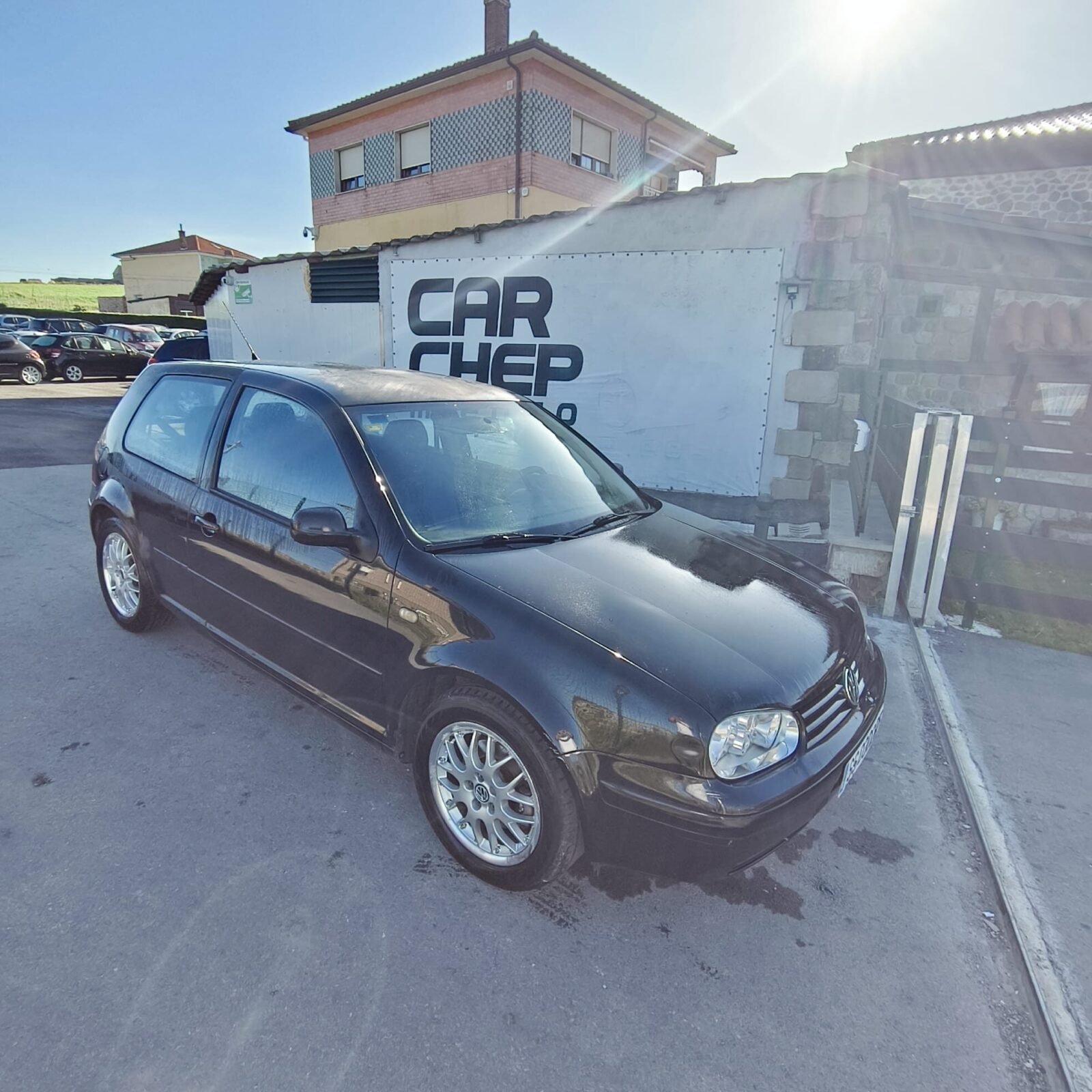 VOLKSWAGEN GOLF 1.8i GTI