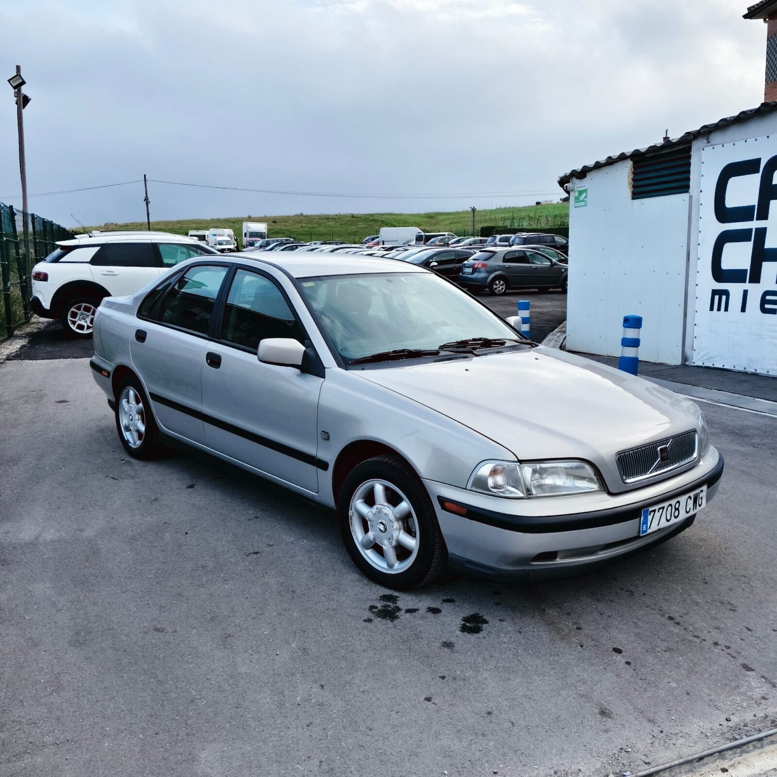 VOLVO S40 2.0 TURBO