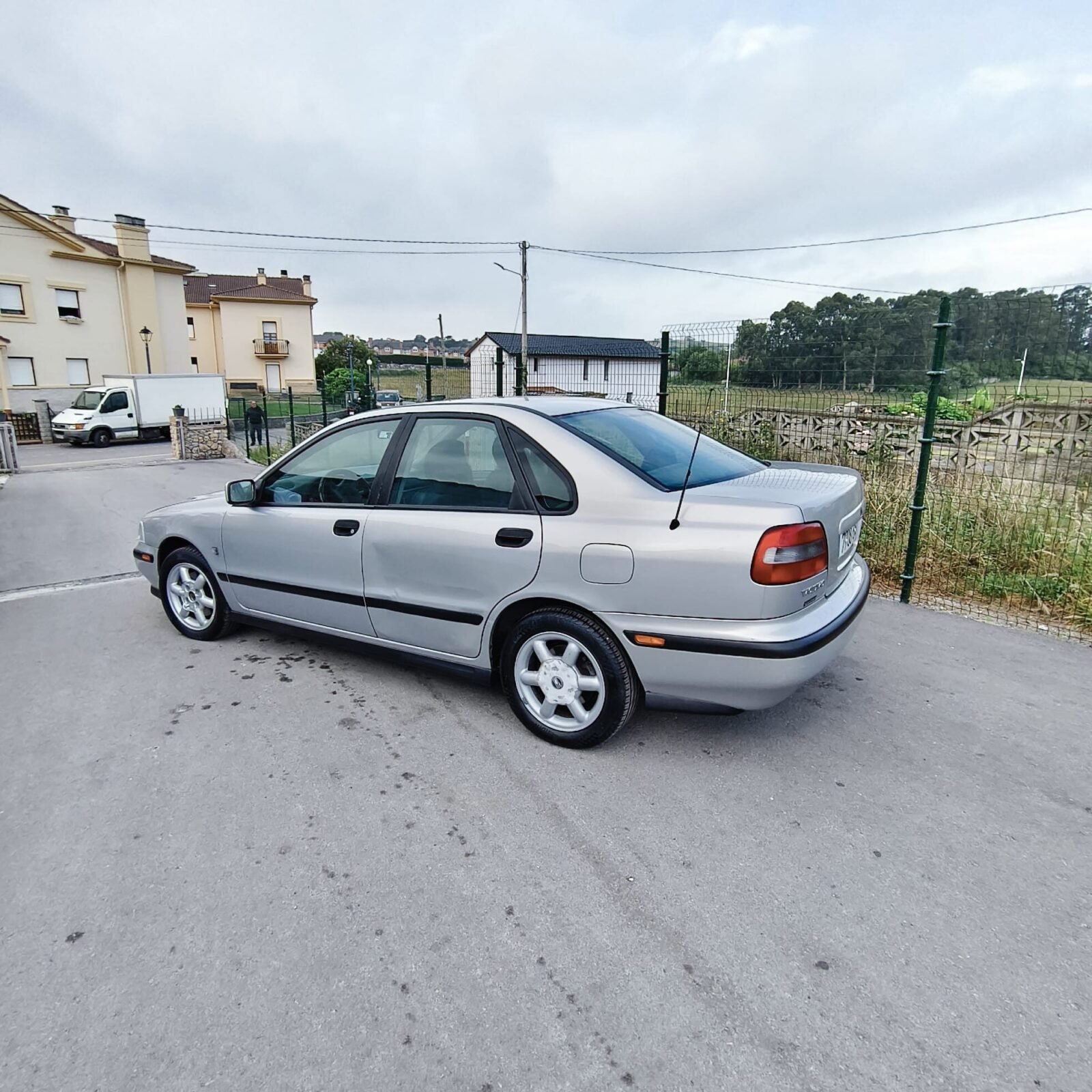 VOLVO S40 2.0 TURBO