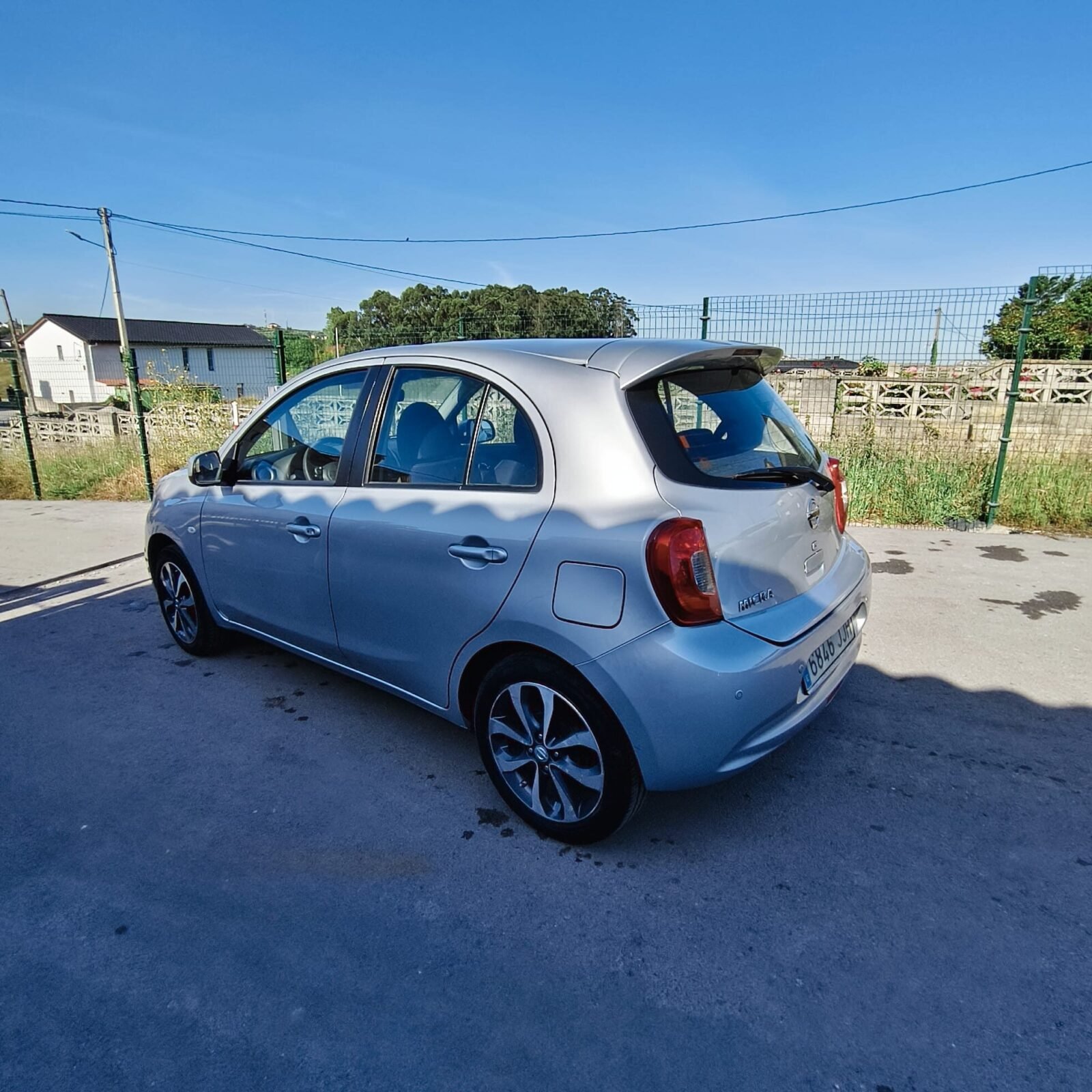 NISSAN MICRA TEKNA 1.2i 