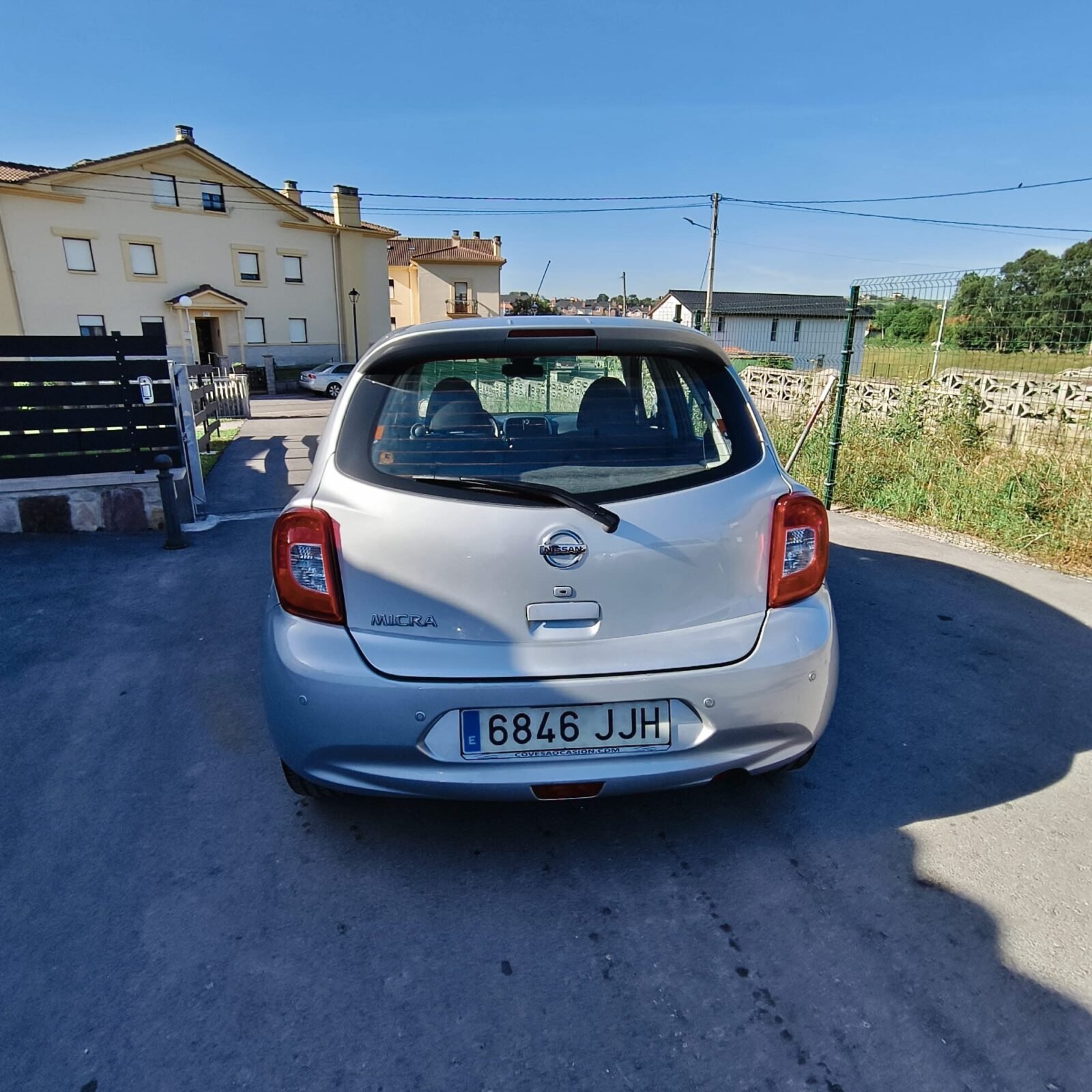 NISSAN MICRA TEKNA 1.2i 