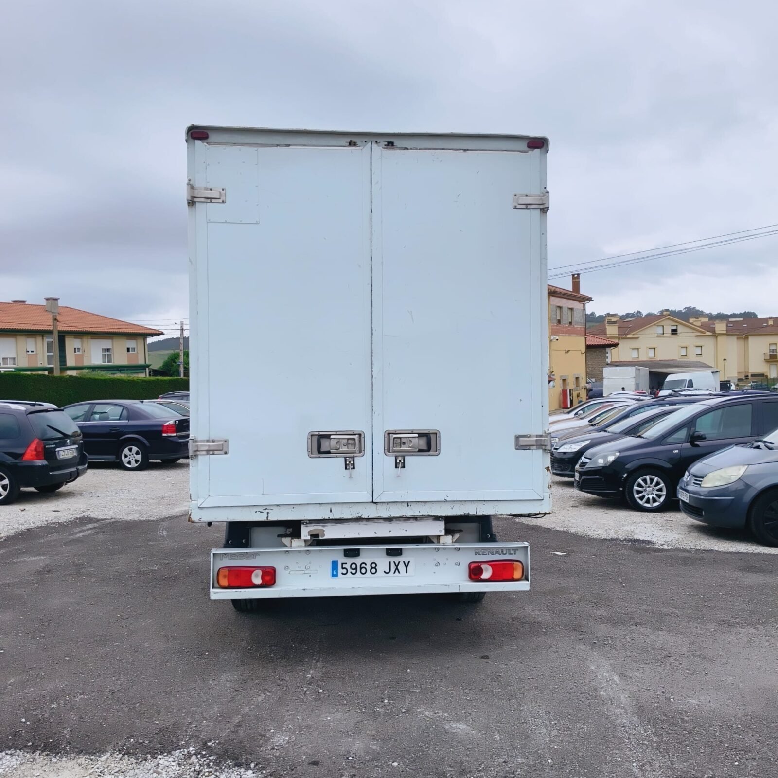 RENAULT MASTER 2.3