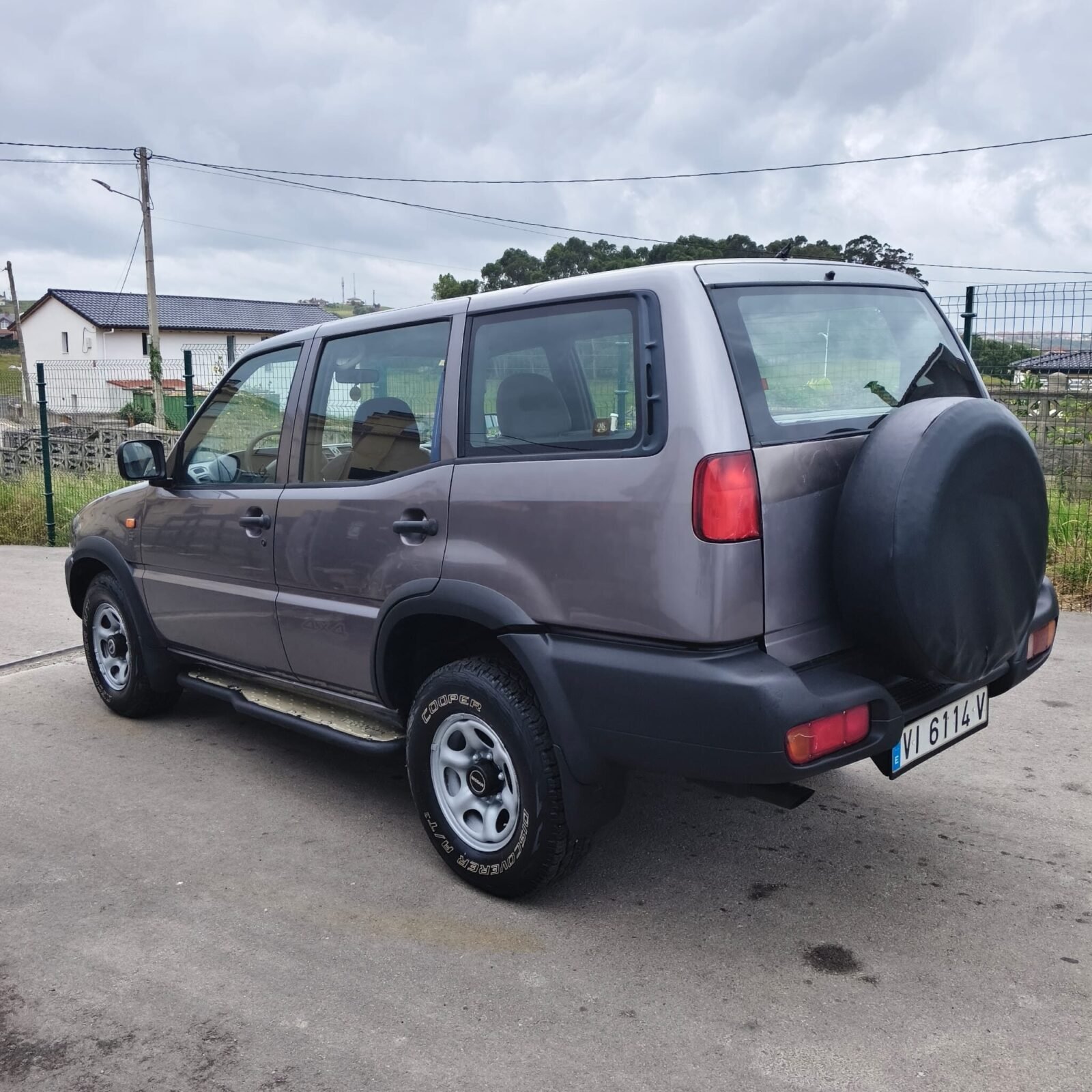 NISSAN TERRANO II 2.7 TDI