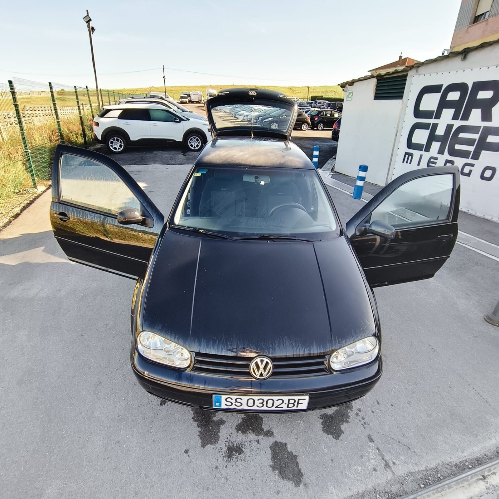 VOLKSWAGEN GOLF 1.8i GTI